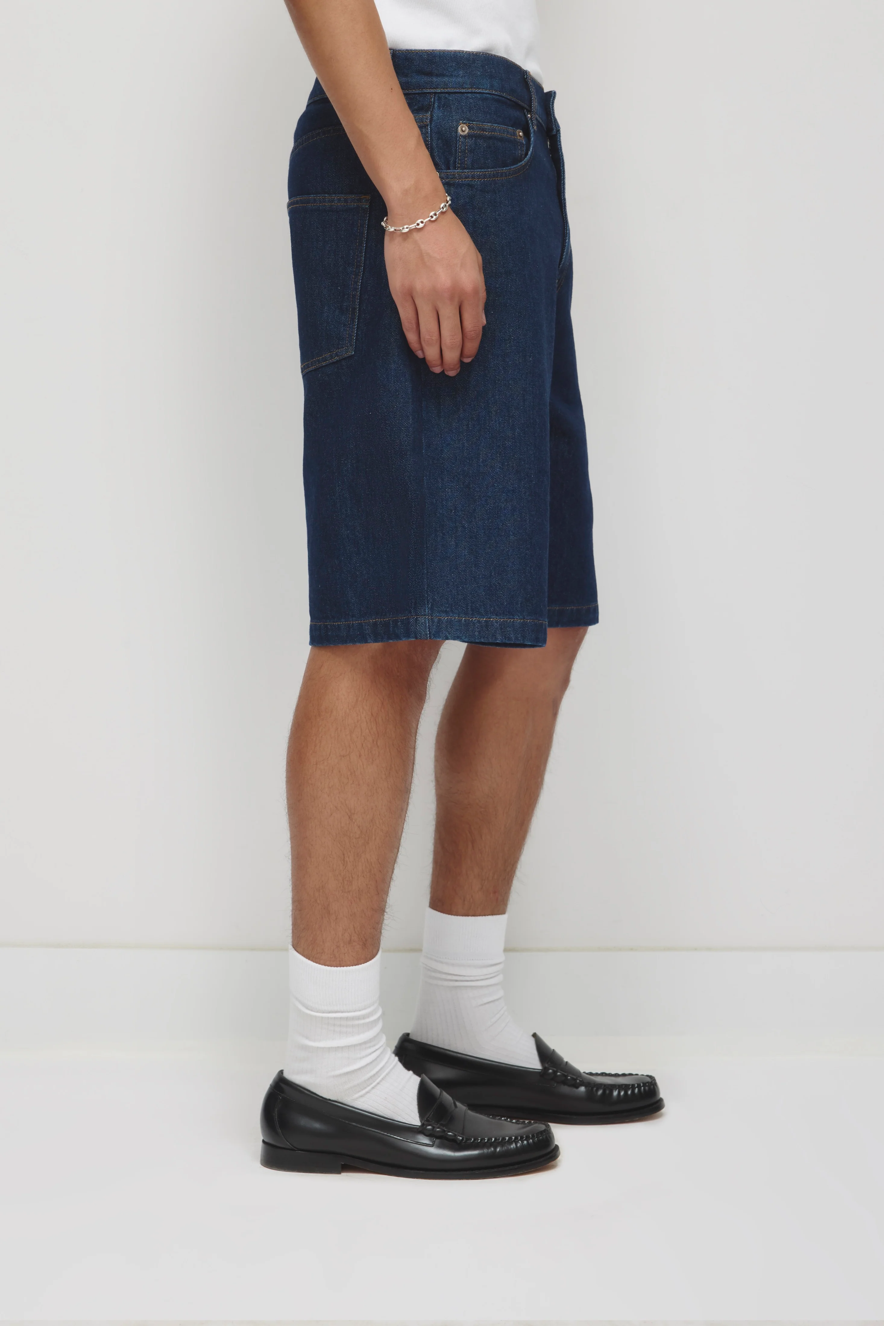 Unisex Antifit Denim Shorts in Dark Wash - Image 6