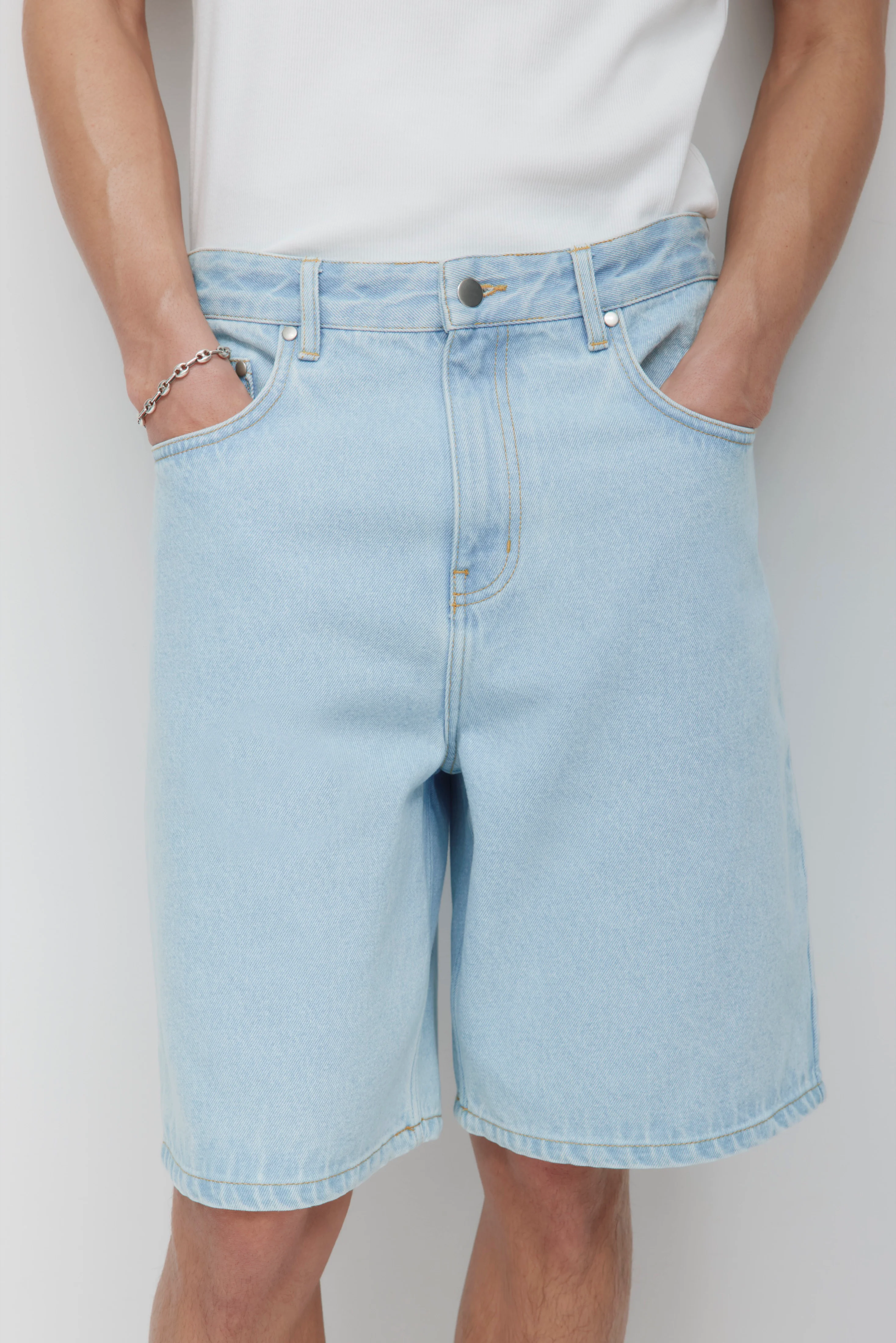 Antifit Denim Shorts in Light Wash - Image 10