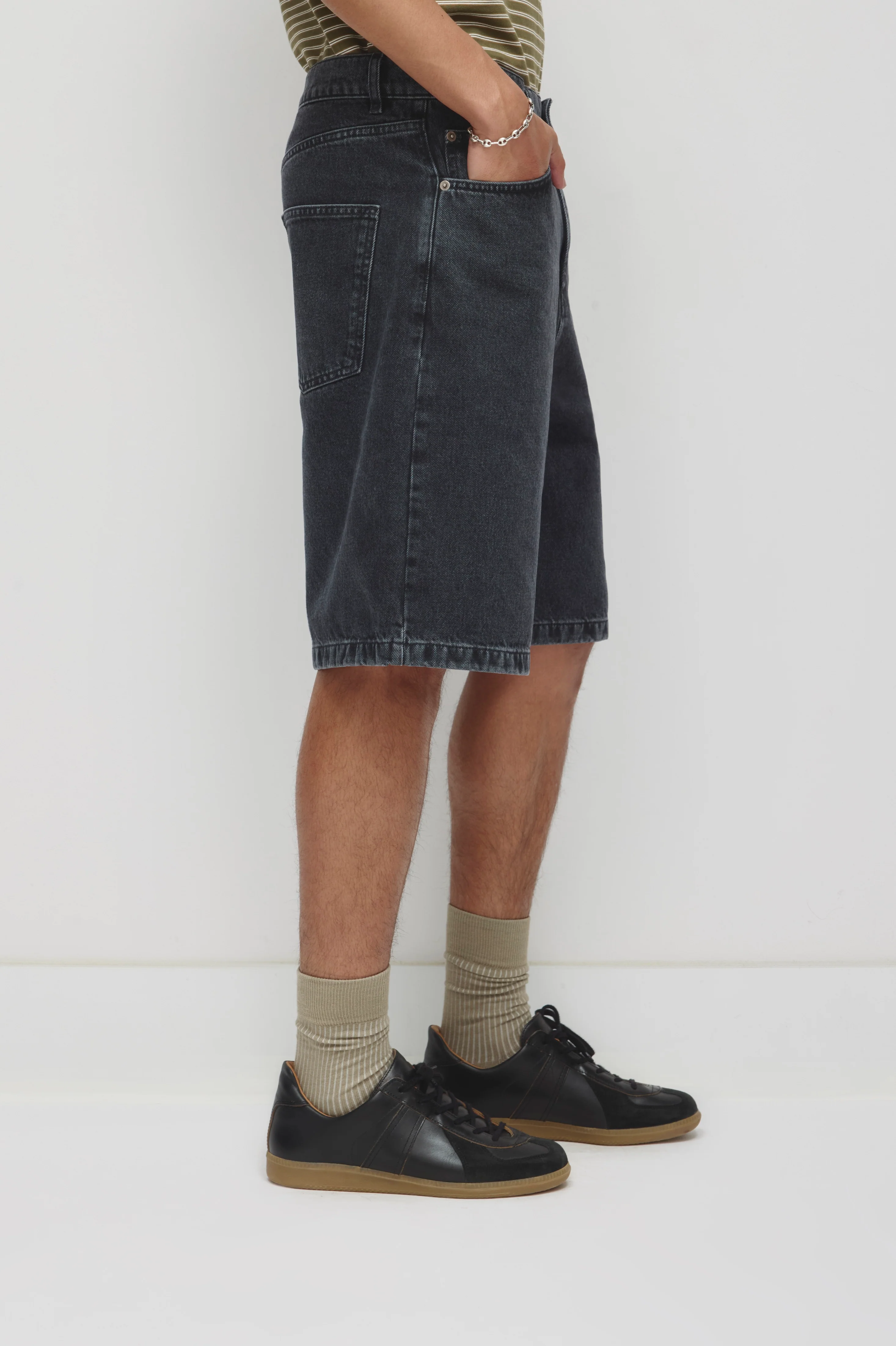 Unisex Antifit Denim Shorts in Washed Black - Image 6