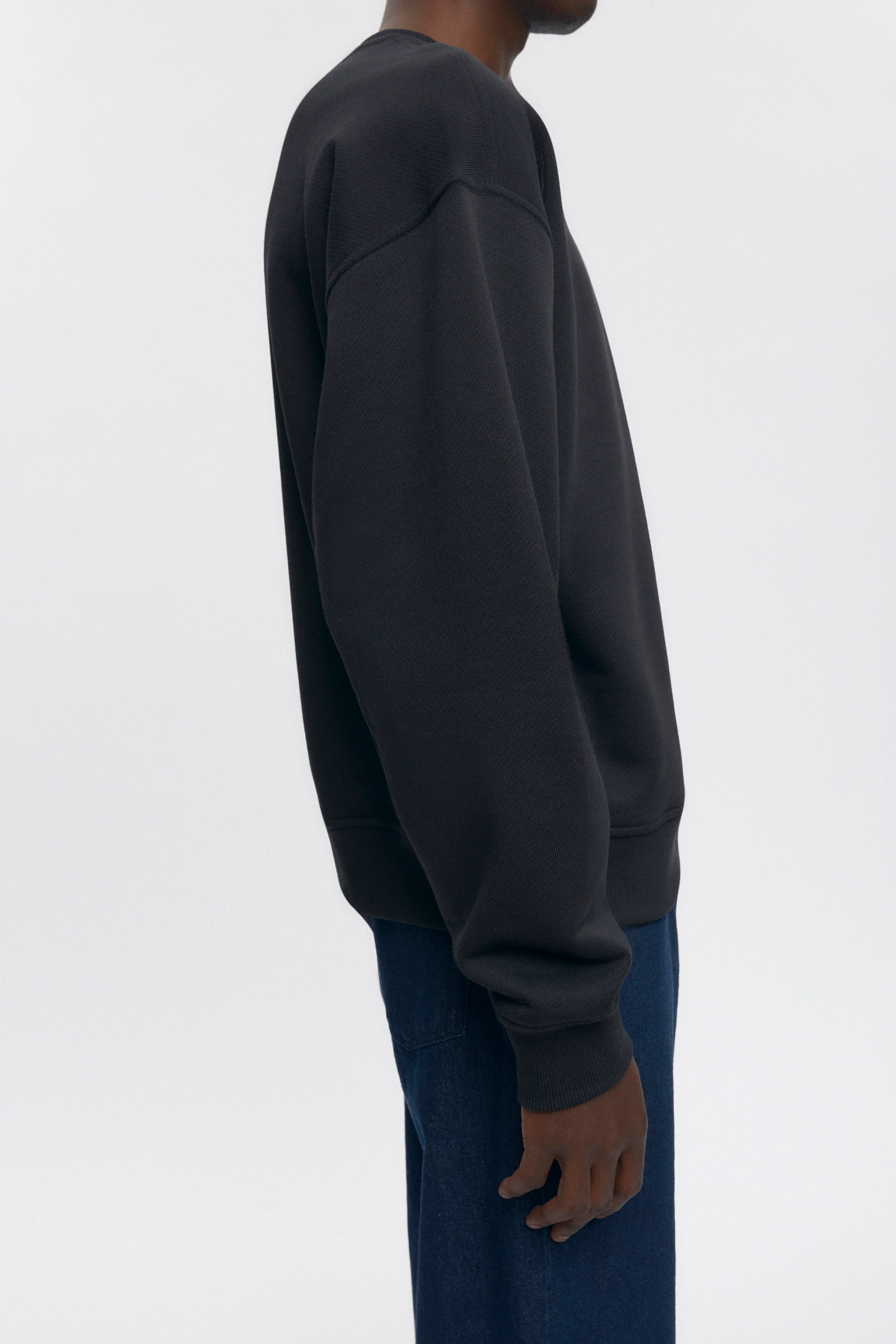 French Terry Sweatshirt in Black - Image 3