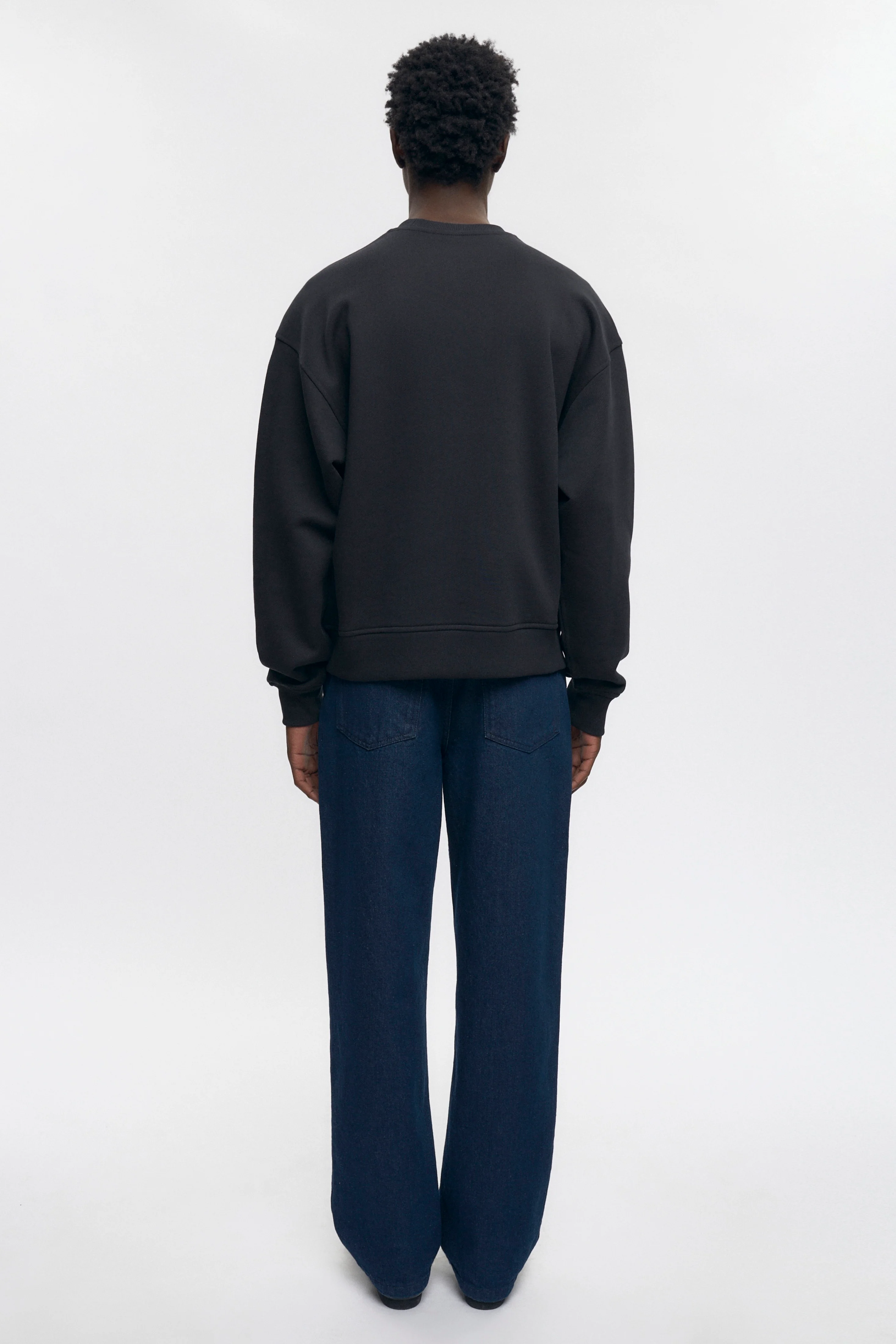French Terry Sweatshirt in Black - Image 5