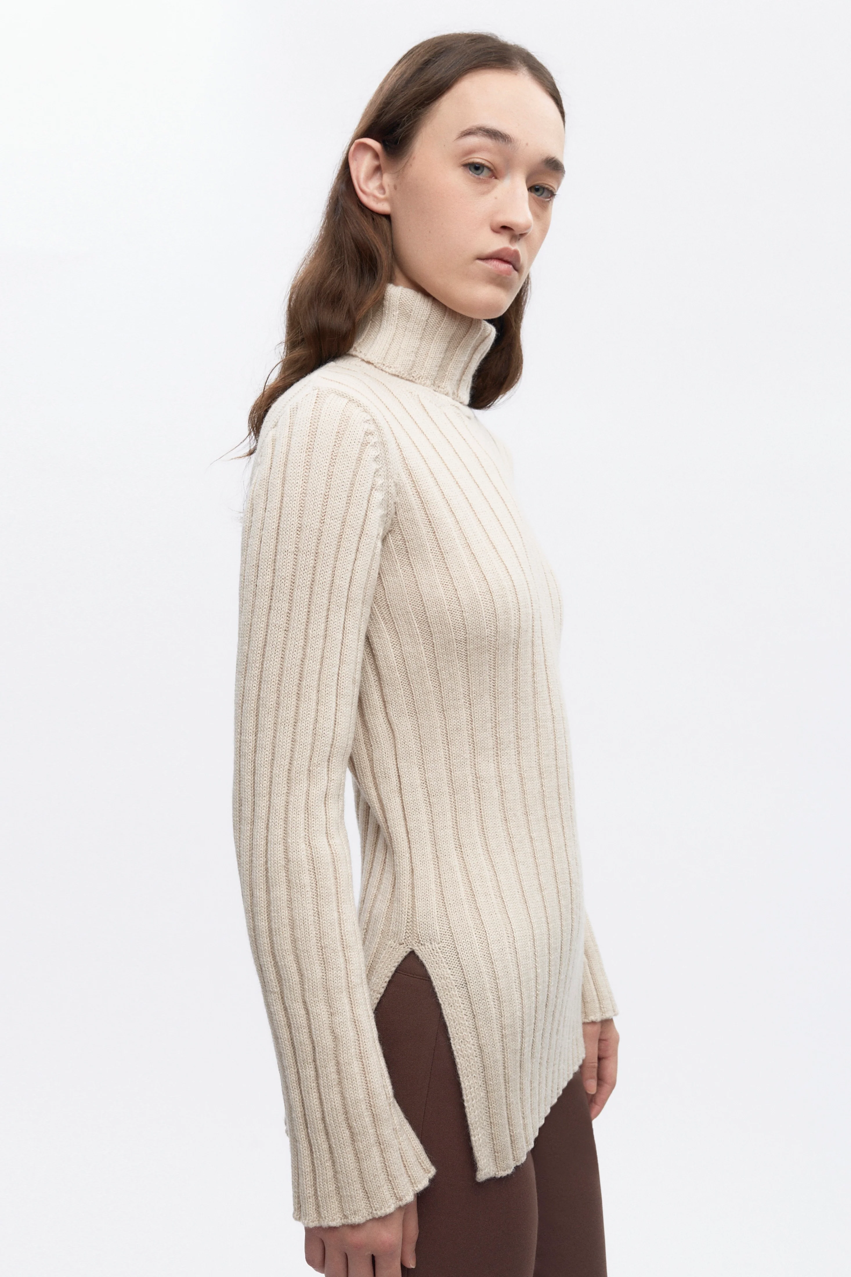 Women's 90's Turtleneck in Oat - Image 3