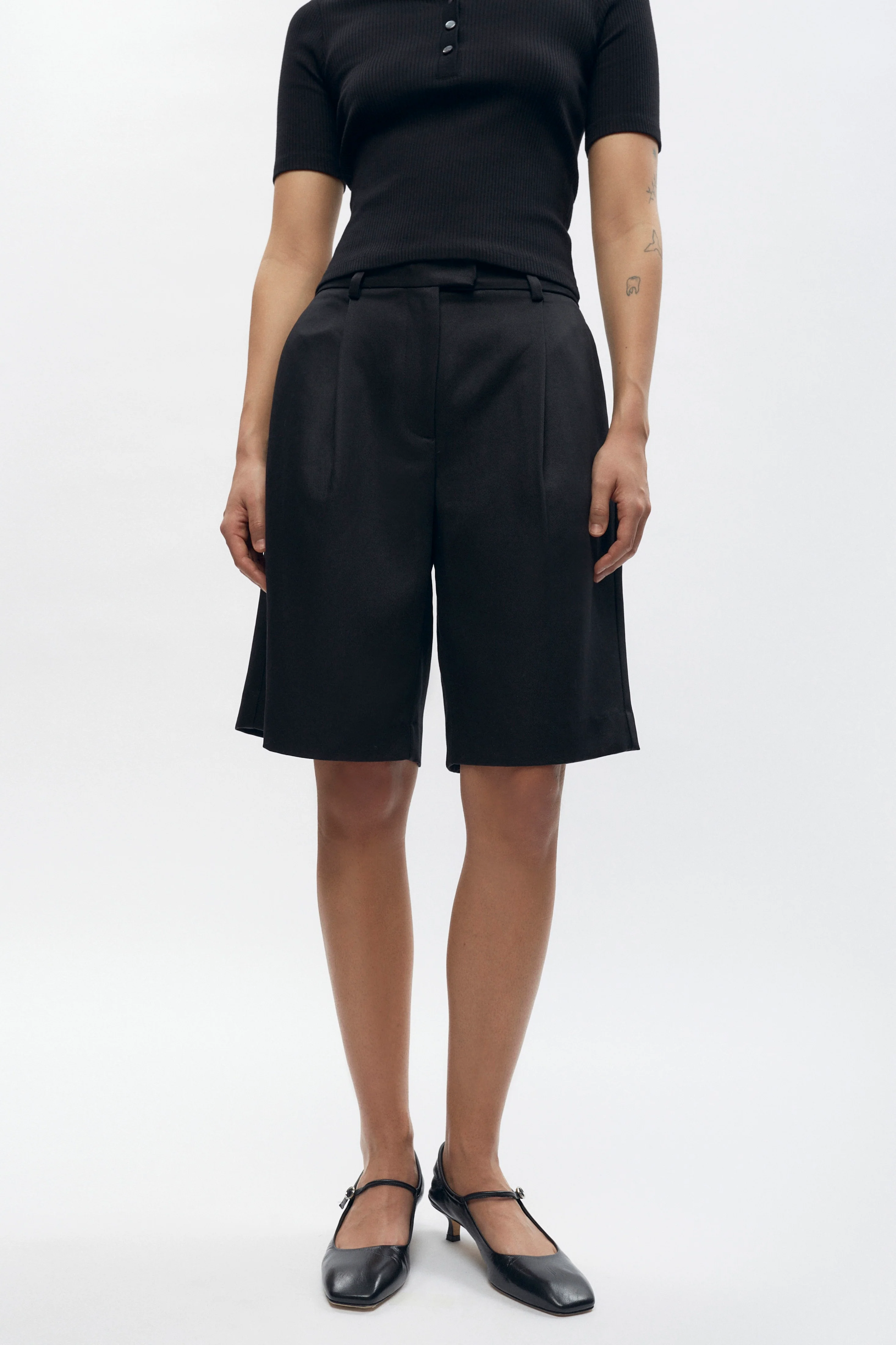 Women’s Amun Bermuda in Black - Image 2