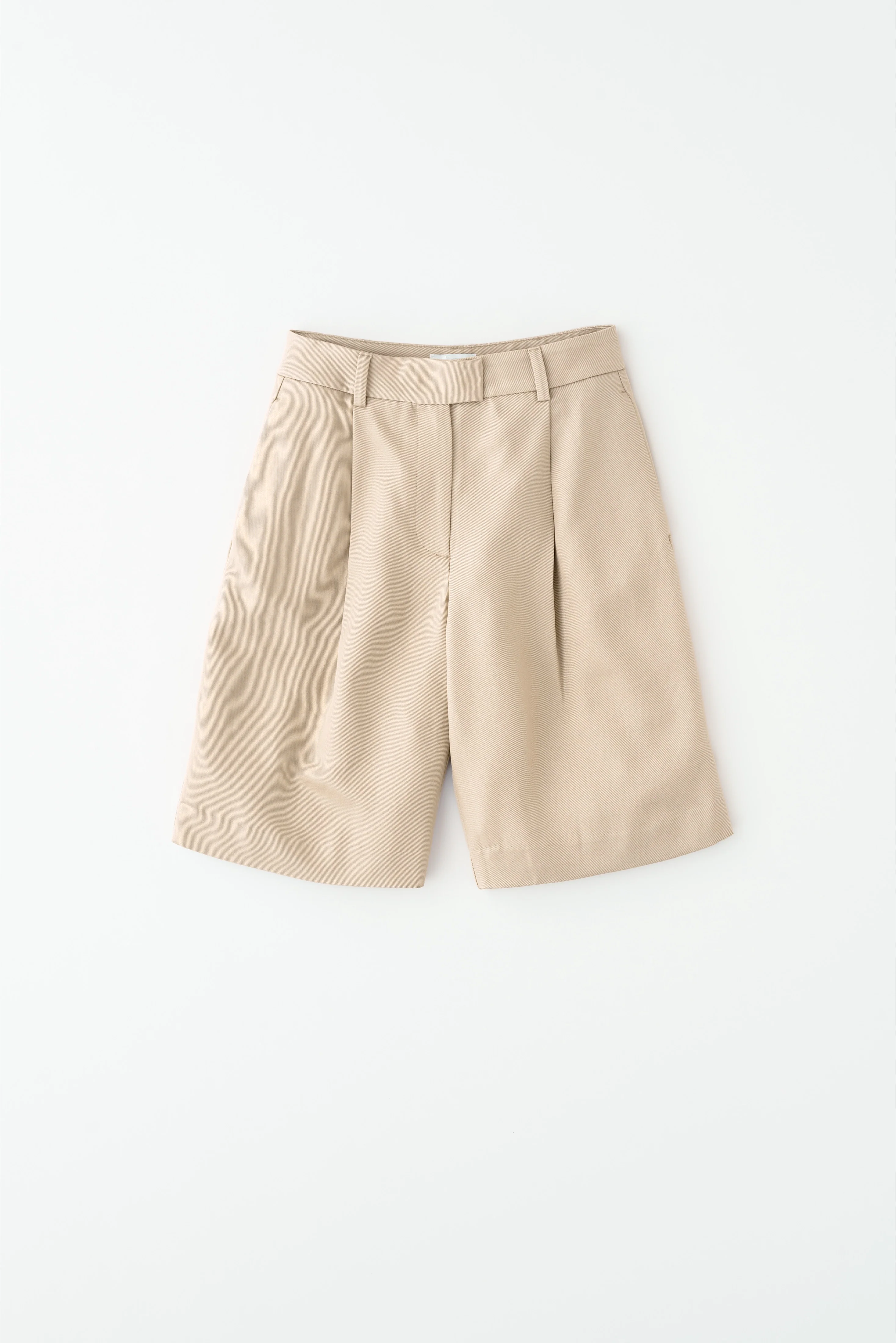 Women’s Amun Bermuda in Fog - Image 5