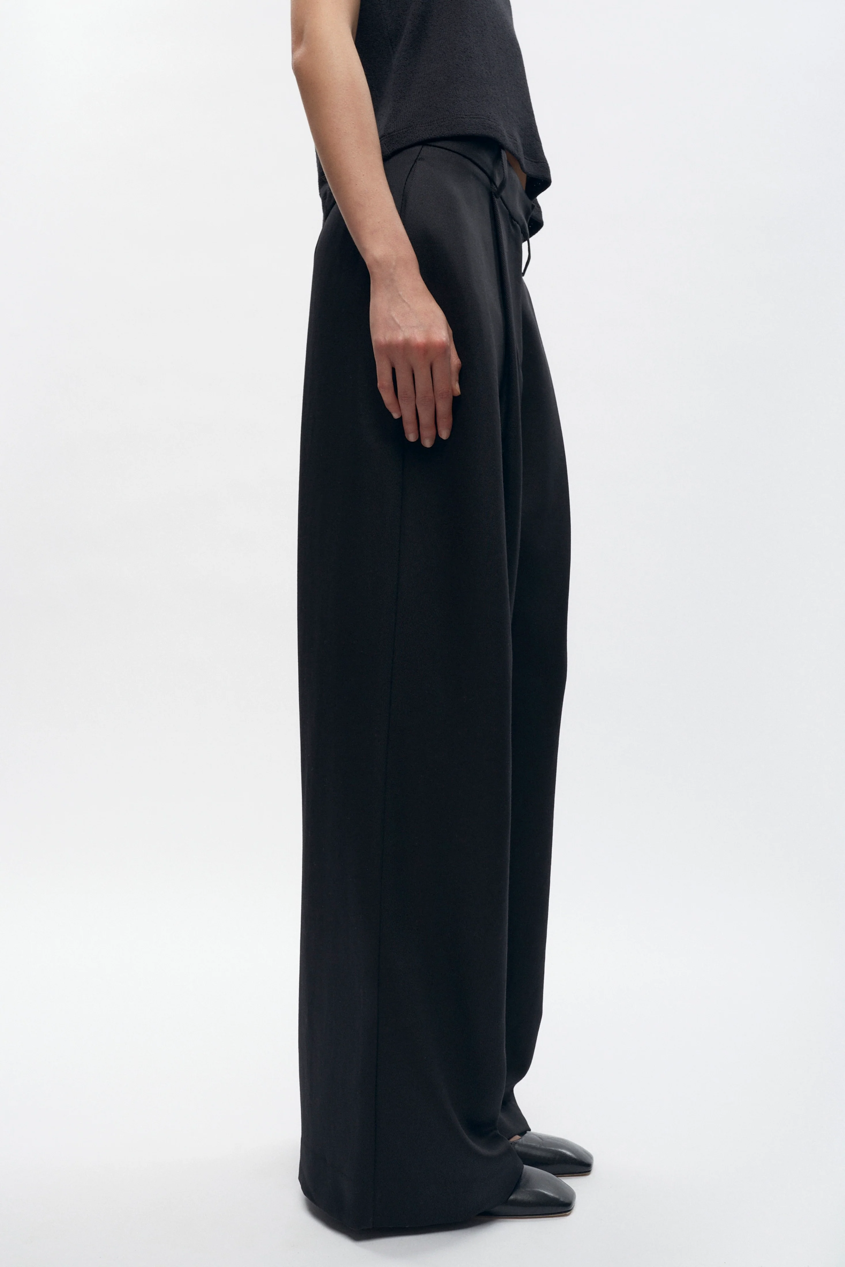 Women’s Amun Trouser  in Black - Image 4