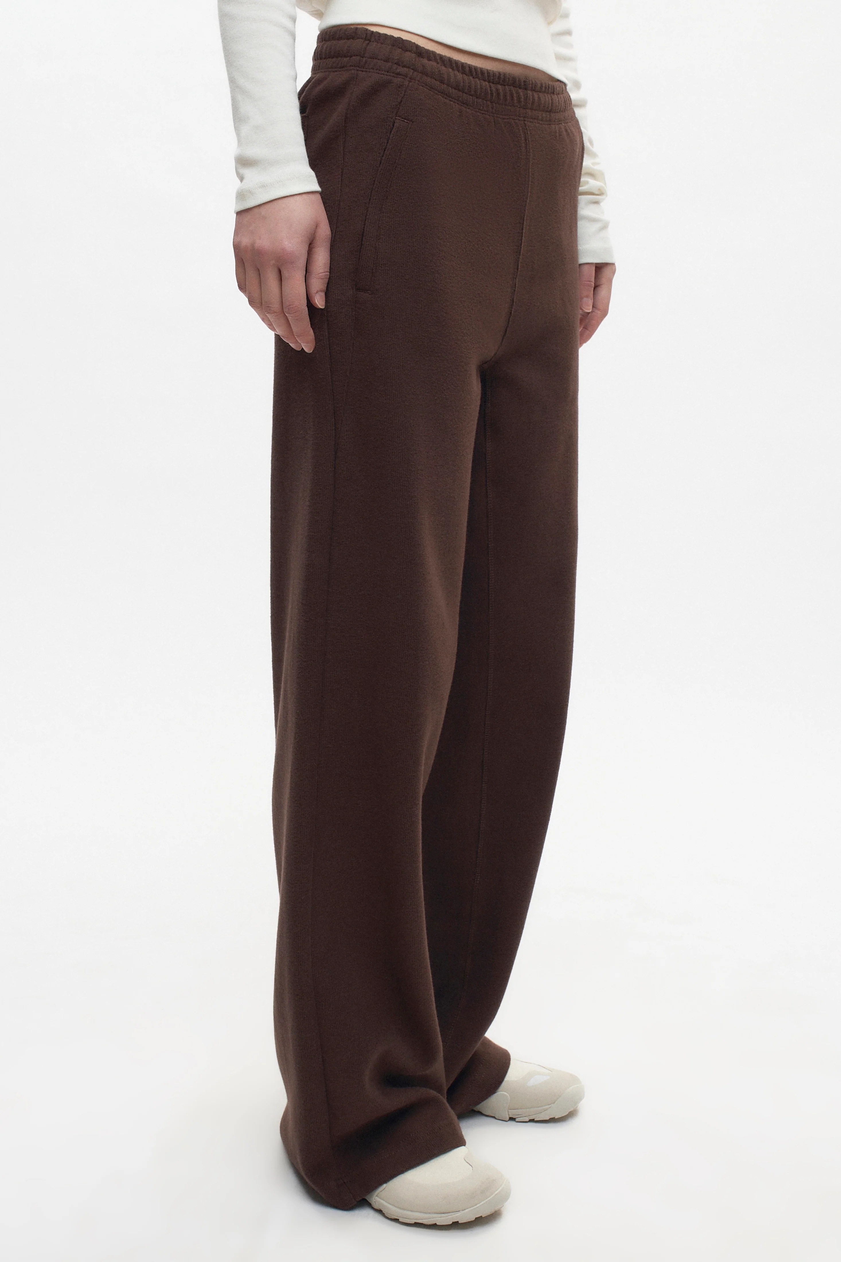 Women's Cozy Pant in Coffee Bean - Image 4