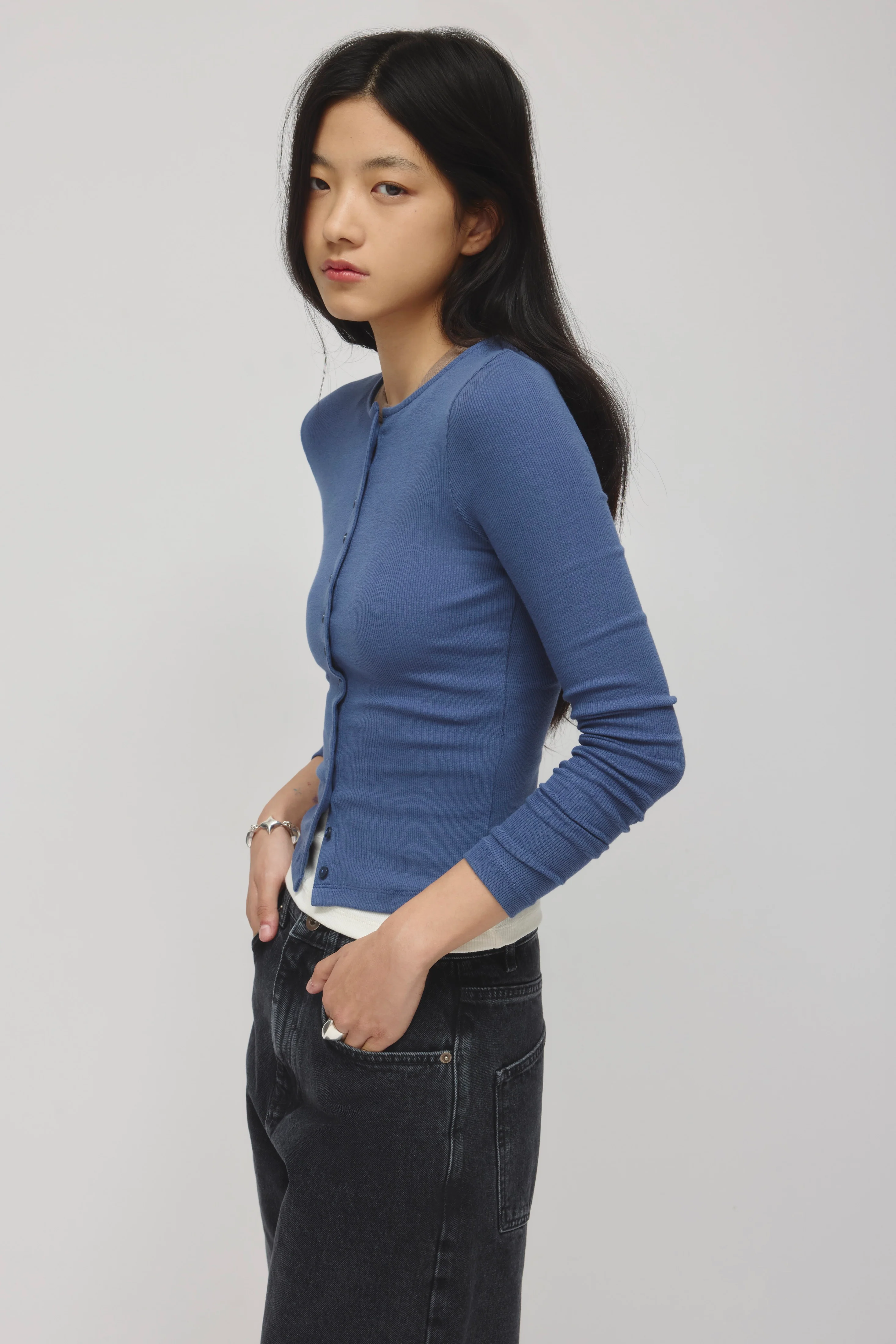 Women's Crew Neck Cardigan in Dark Indigo - Image 3