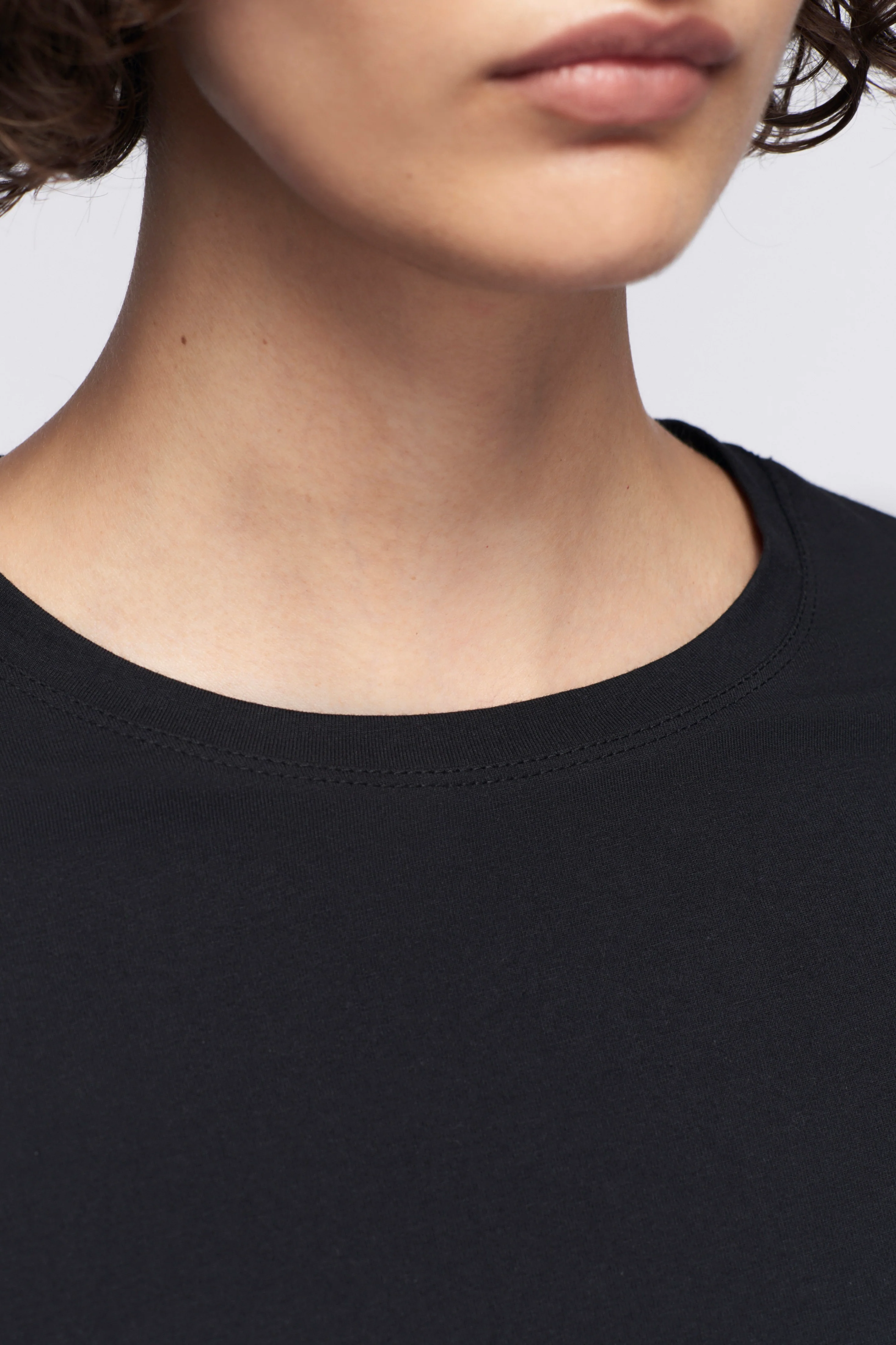 Women's Essential Crew in Black - Image 4