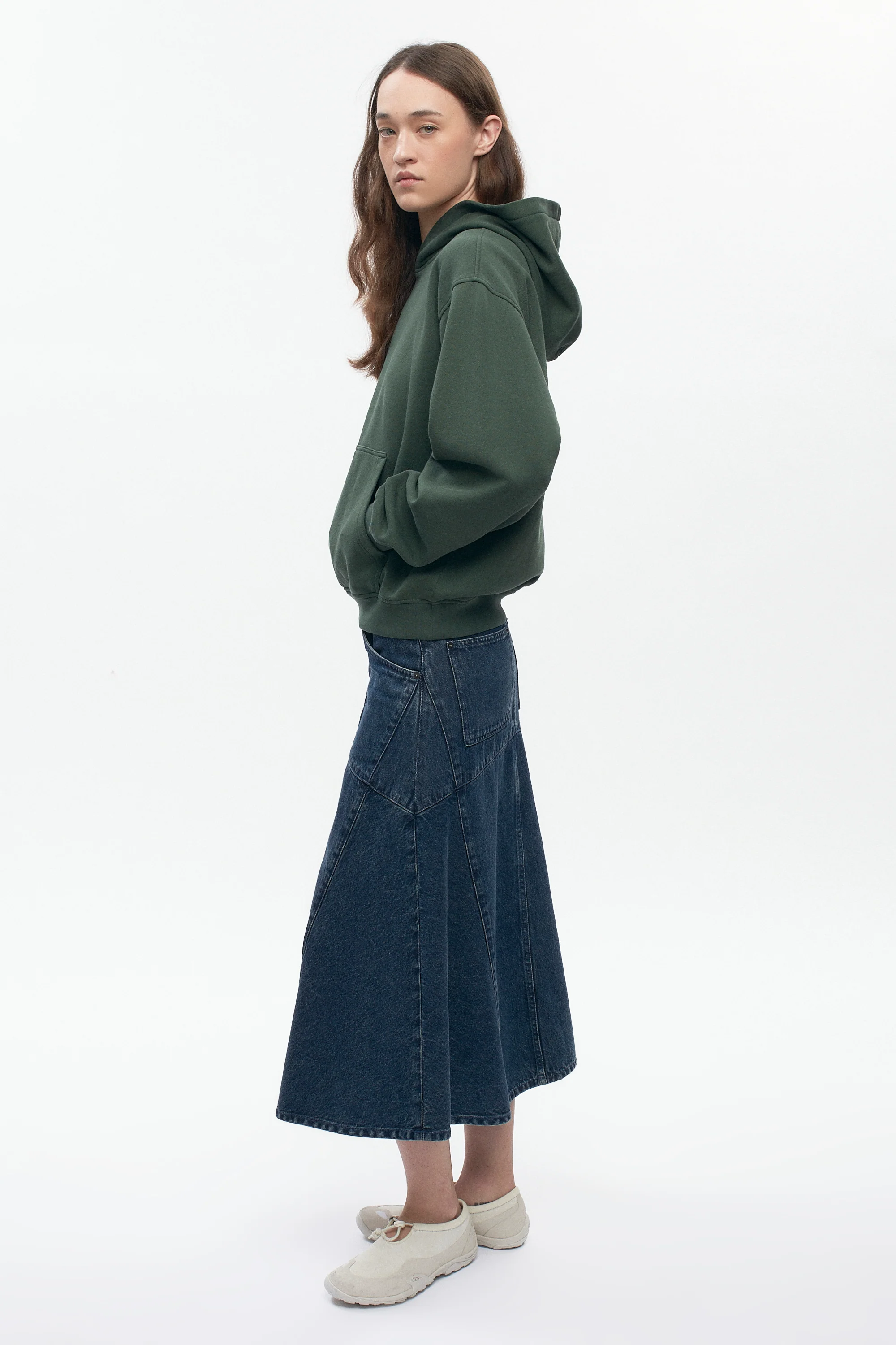 Women's Essential Hoodie in Bottle Green - Image 6