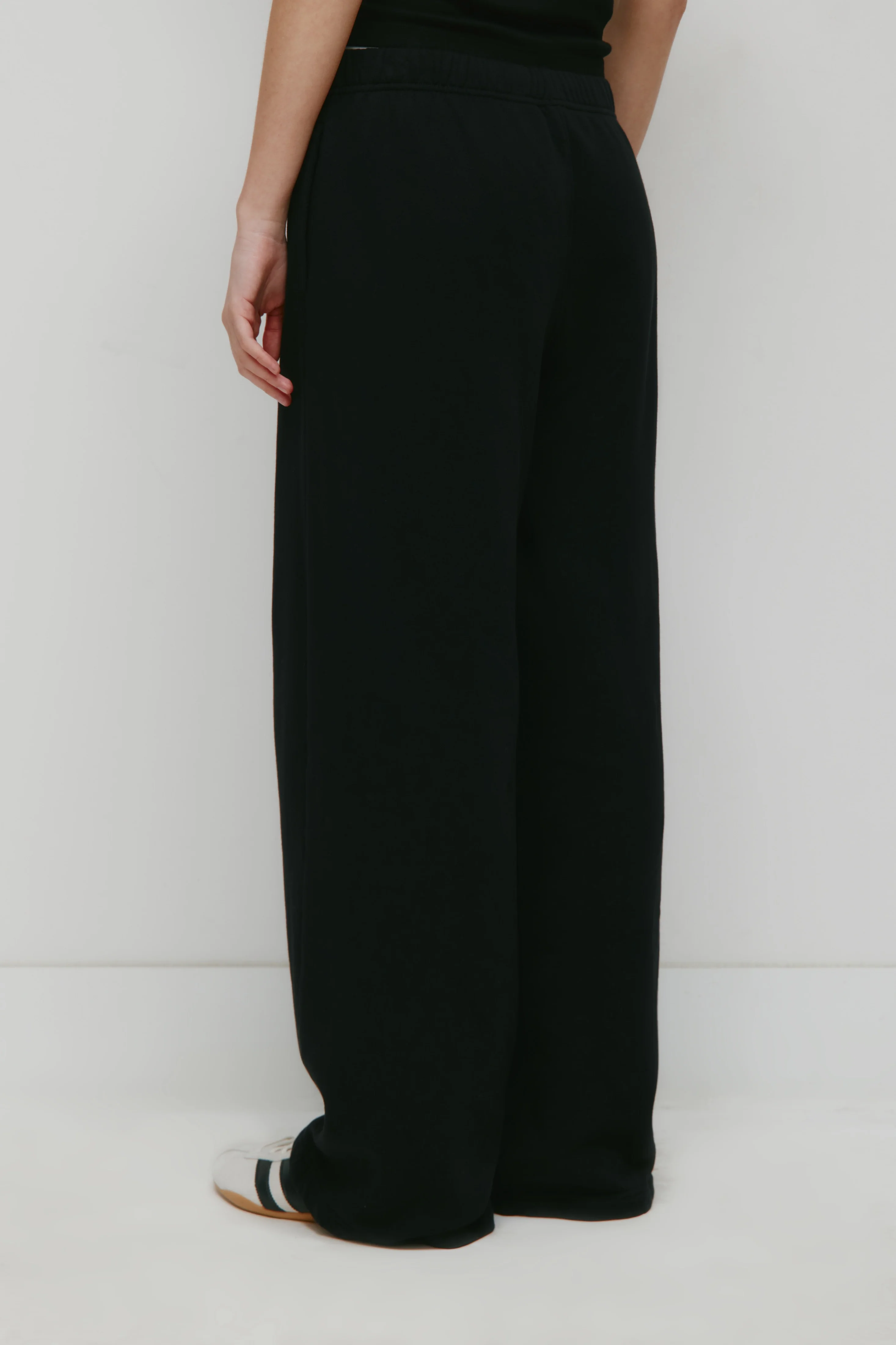 Women's Essential Straight Sweatpant in Black - Image 4