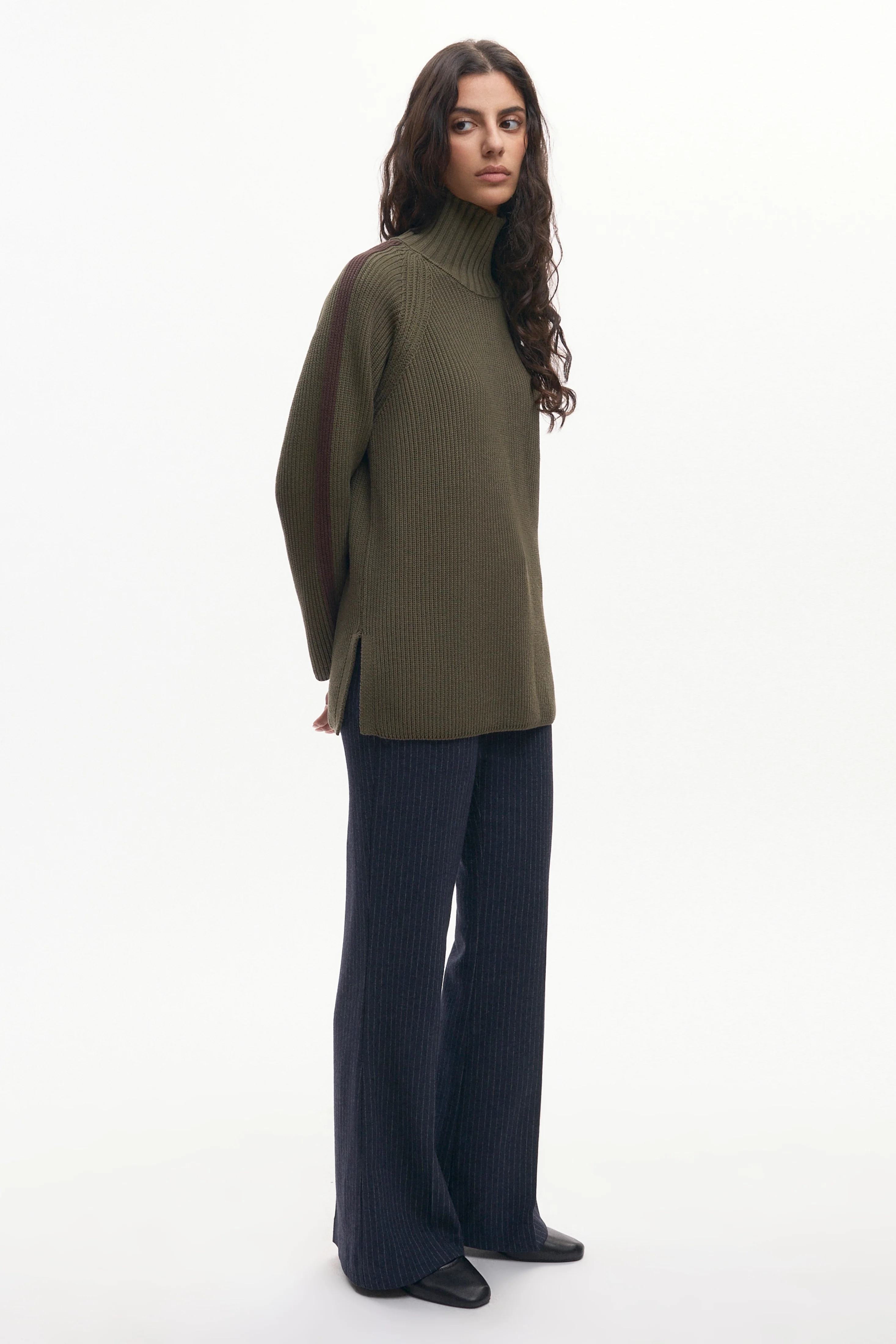 Women's Farah Turtleneck in Olive/Coffee Bean - Image 2