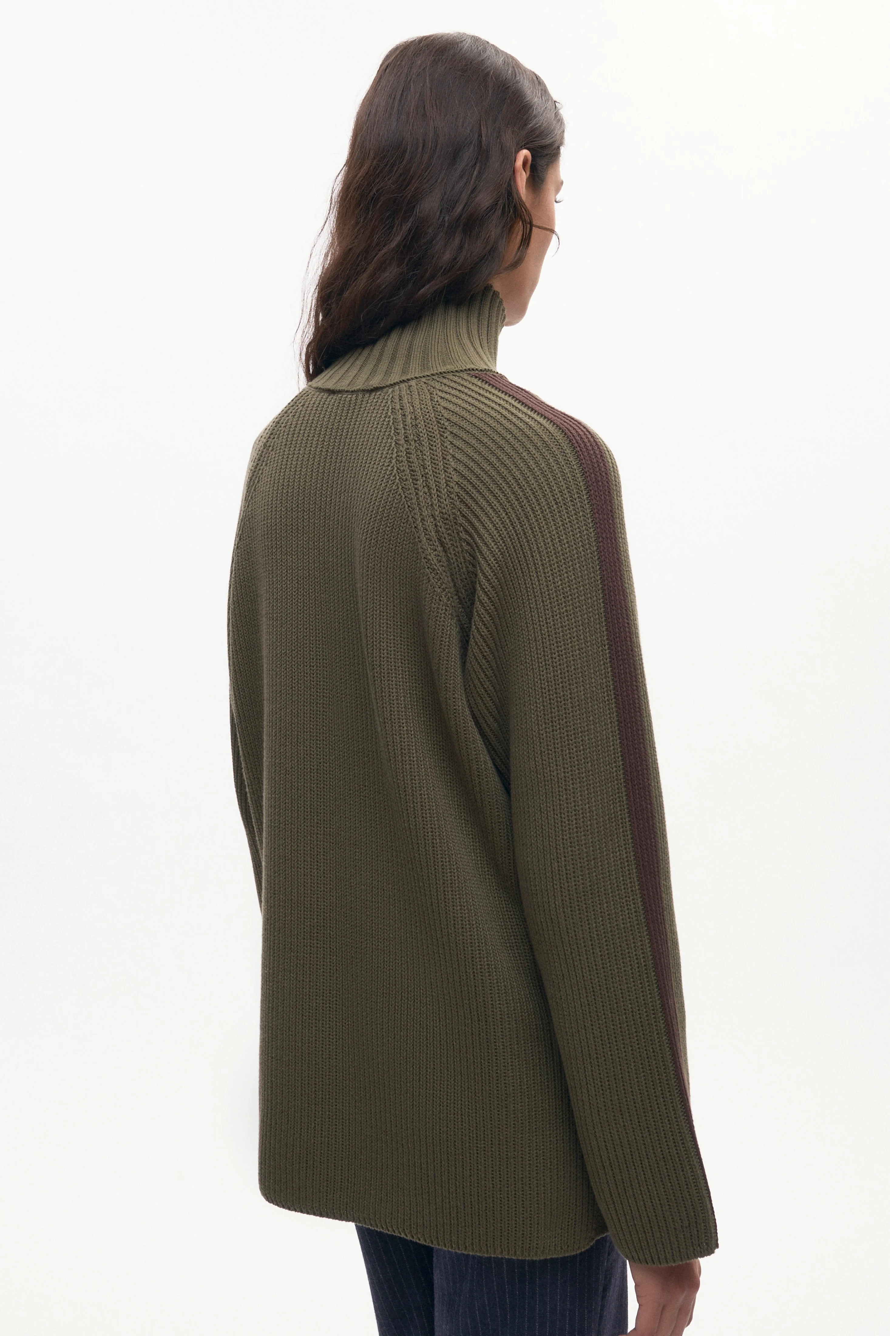 Women's Farah Turtleneck in Olive/Coffee Bean - Image 4