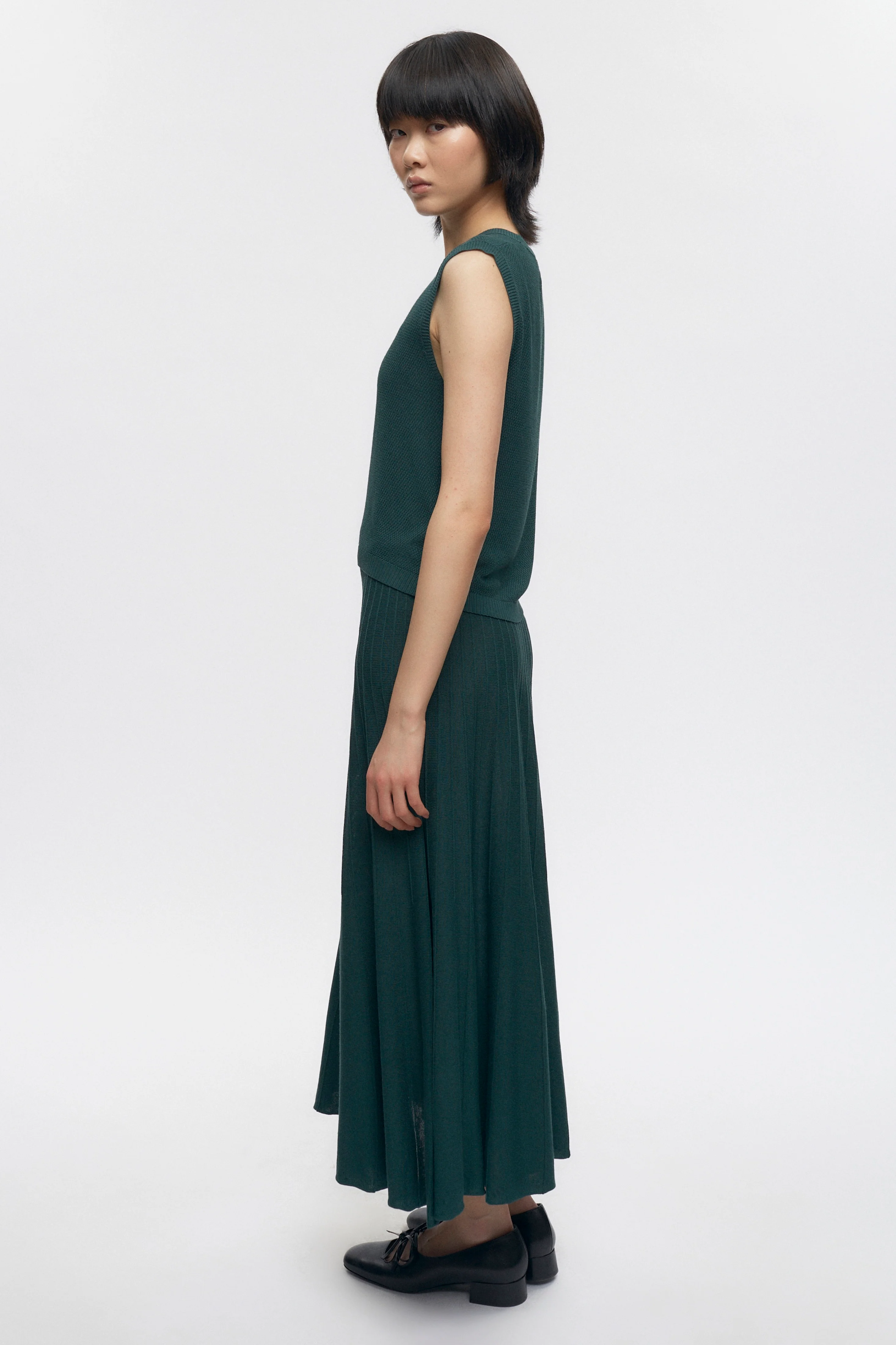 Women's Gezira Knit Skirt in Racing Green - Image 2