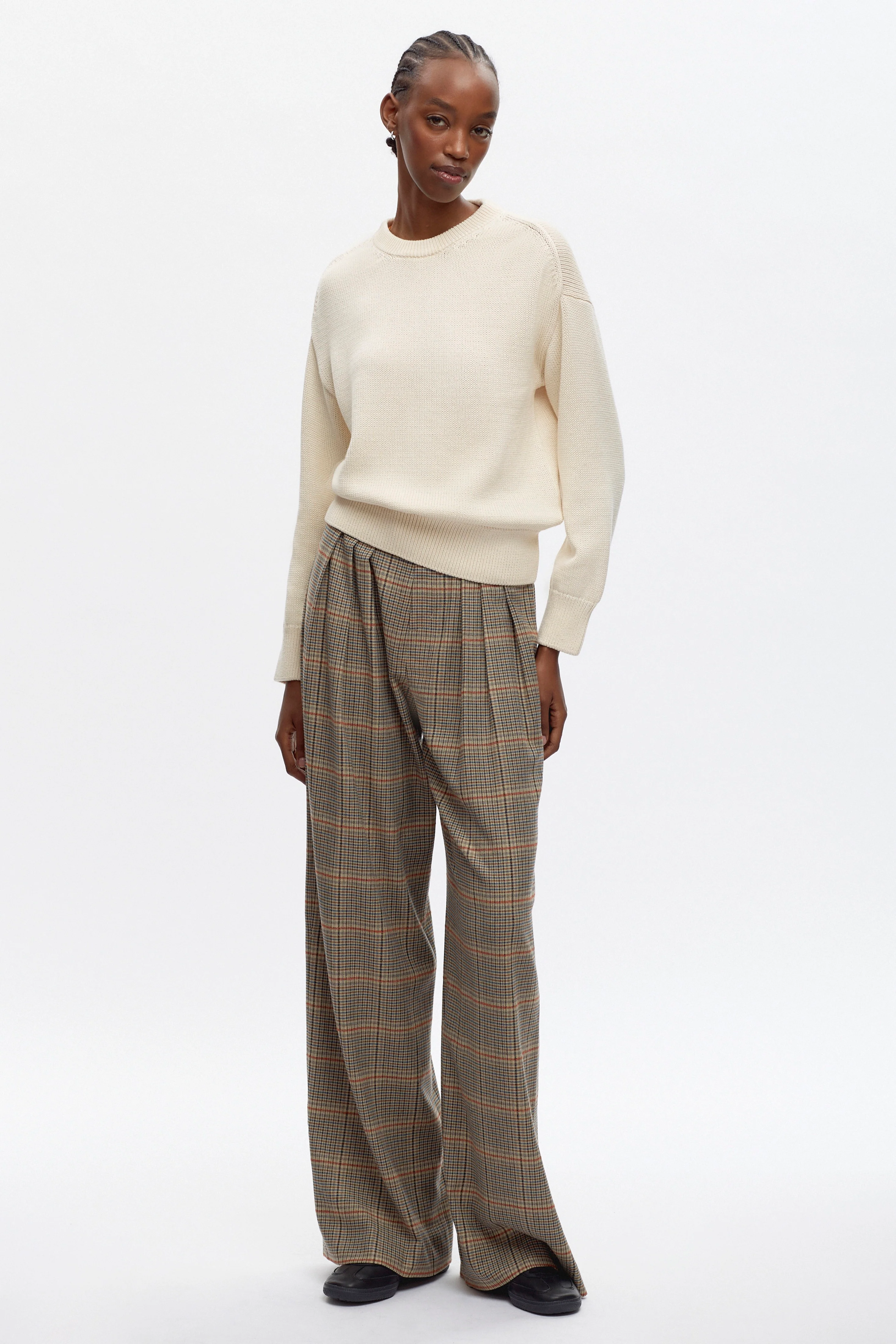 Women's Hamatah Sweater in Natural - Image 2