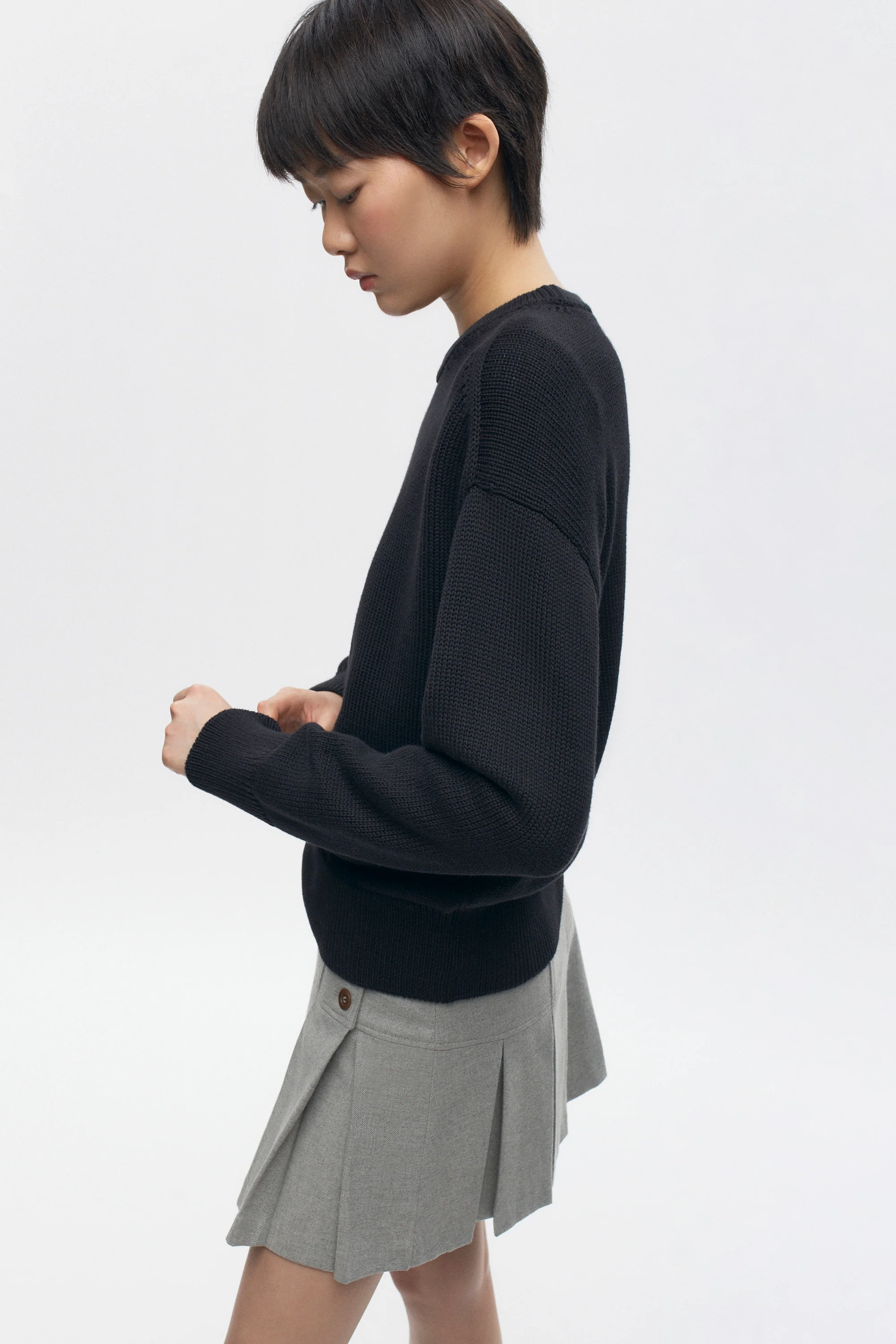 Women's Hamatah Sweater in Black - Image 4