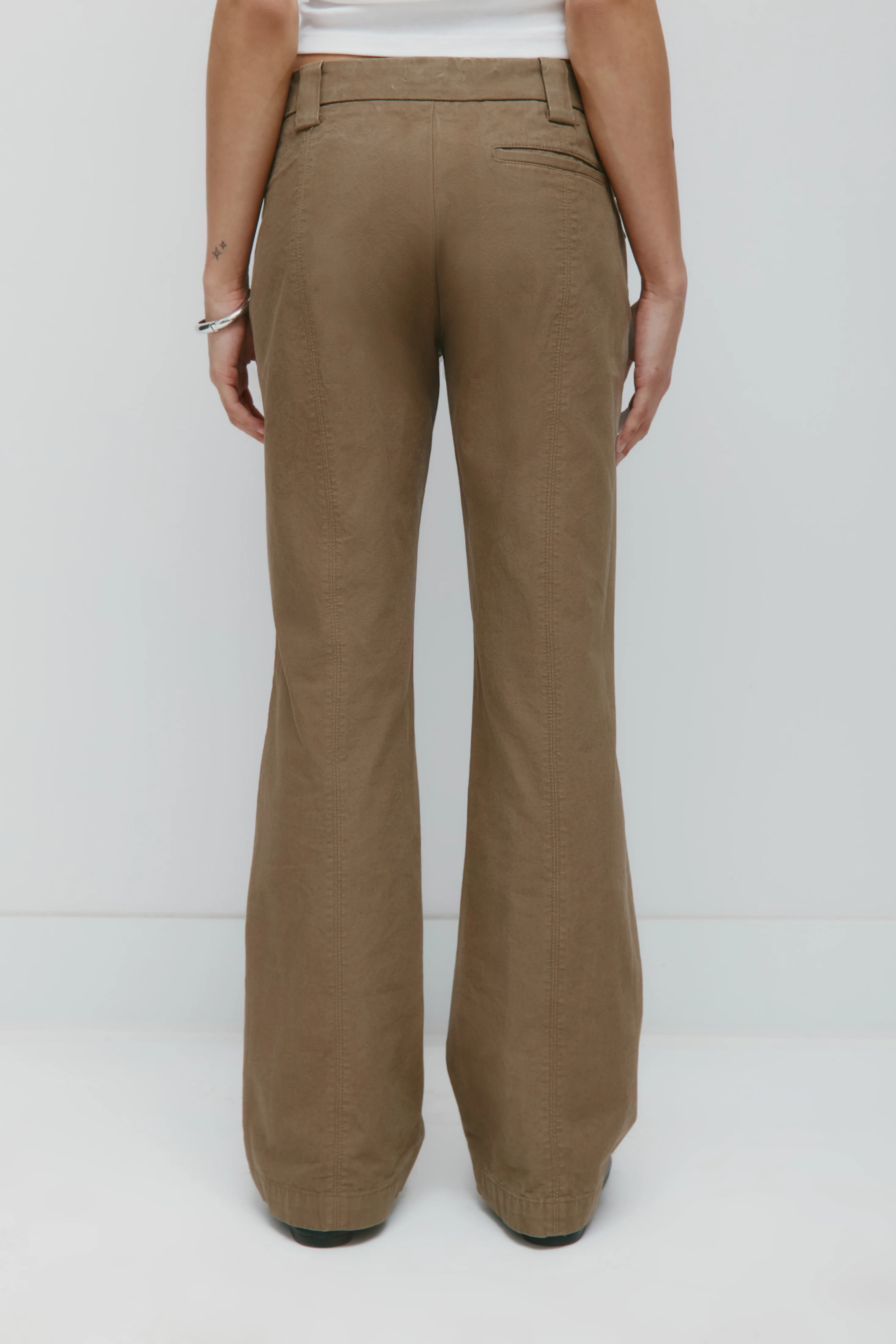 Women's Heka Pocket Trouser in Khaki Brown - Image 5
