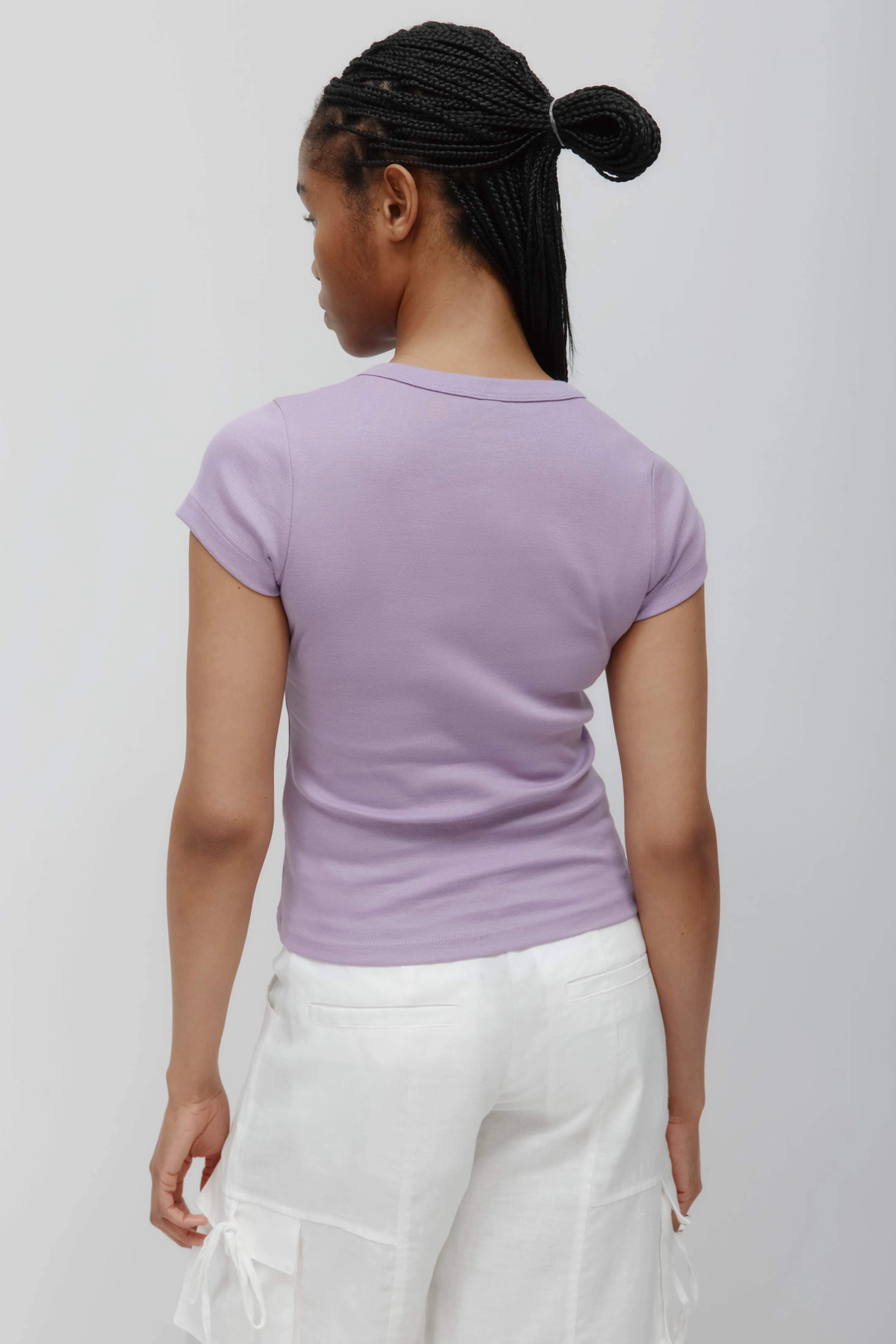 Women's High V-neck Tee in Mauve - Image 5