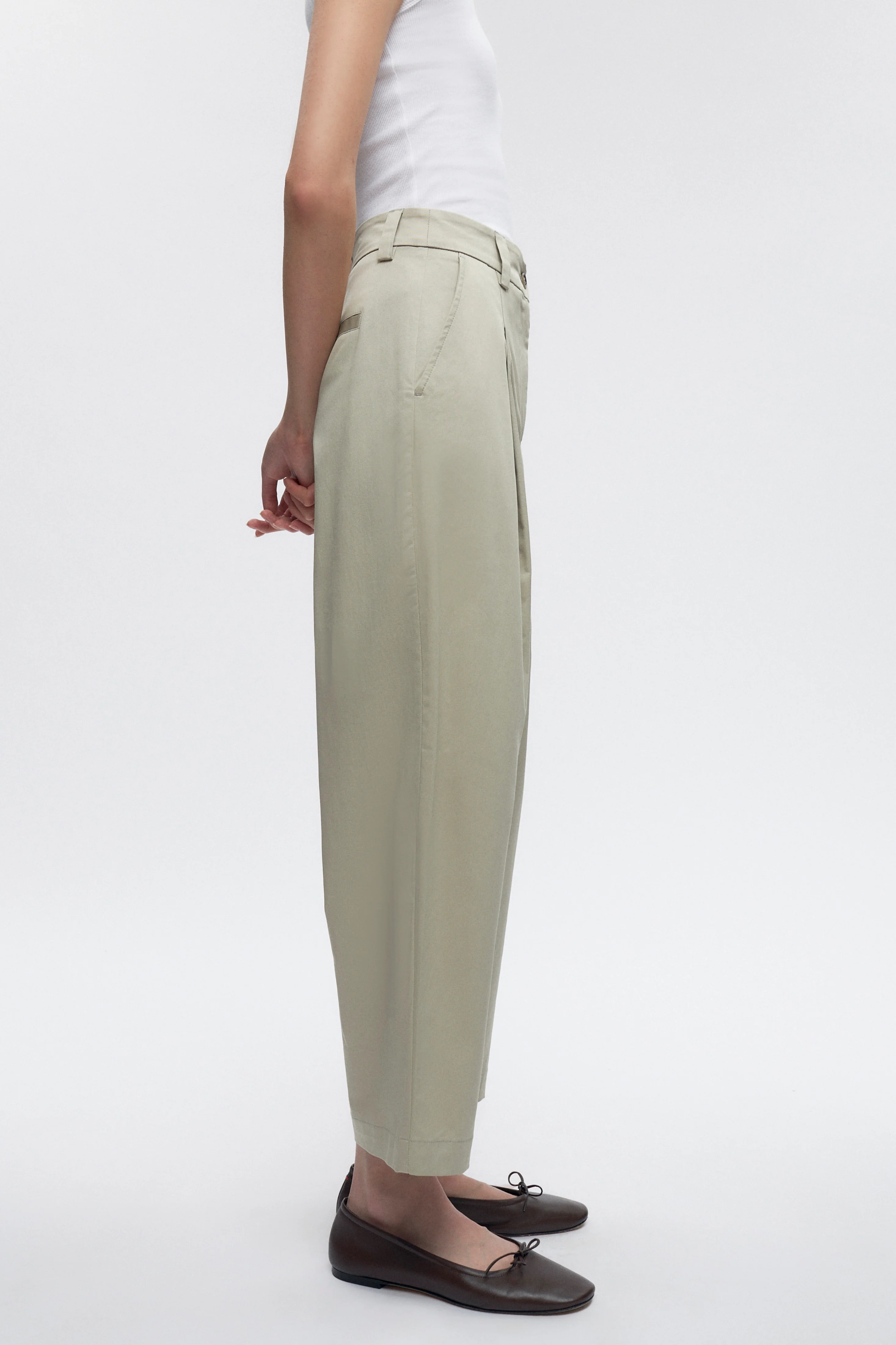 Women's Karnak Trouser in Dune Grass - Image 3
