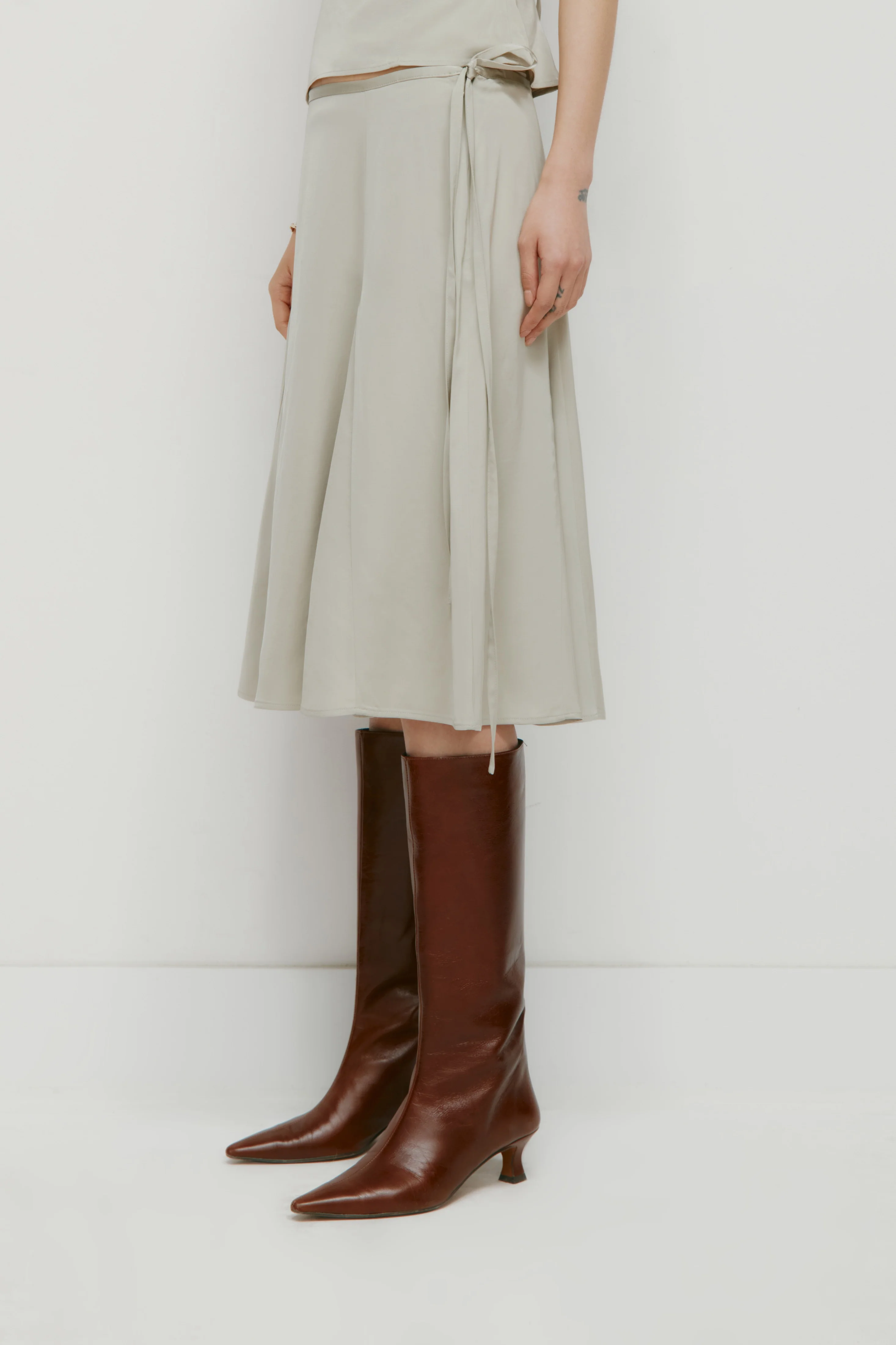 Women's Layali Midi Skirt in Dune Grass - Image 3