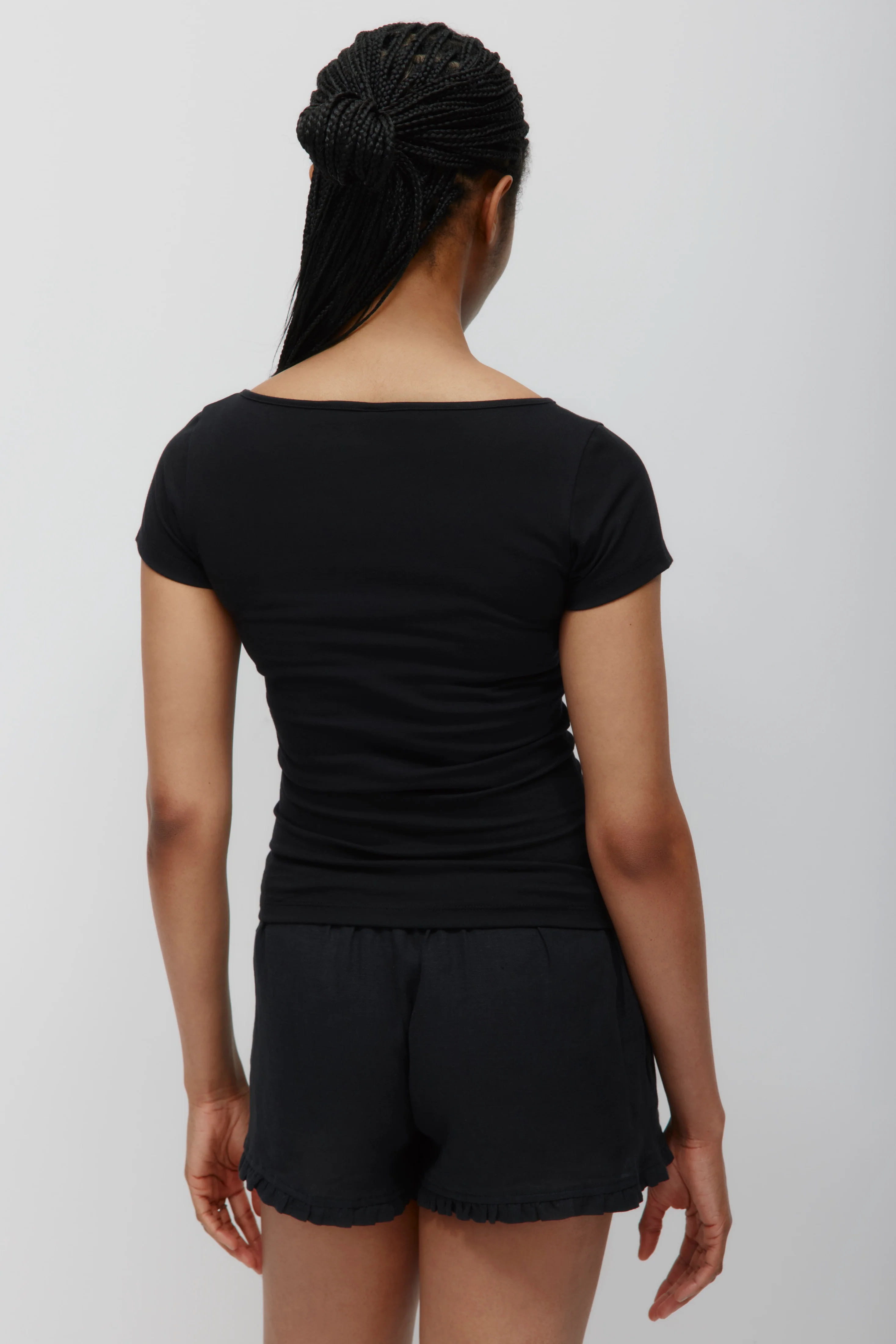 Women's Layn Keyhole Tee in Black - Image 4
