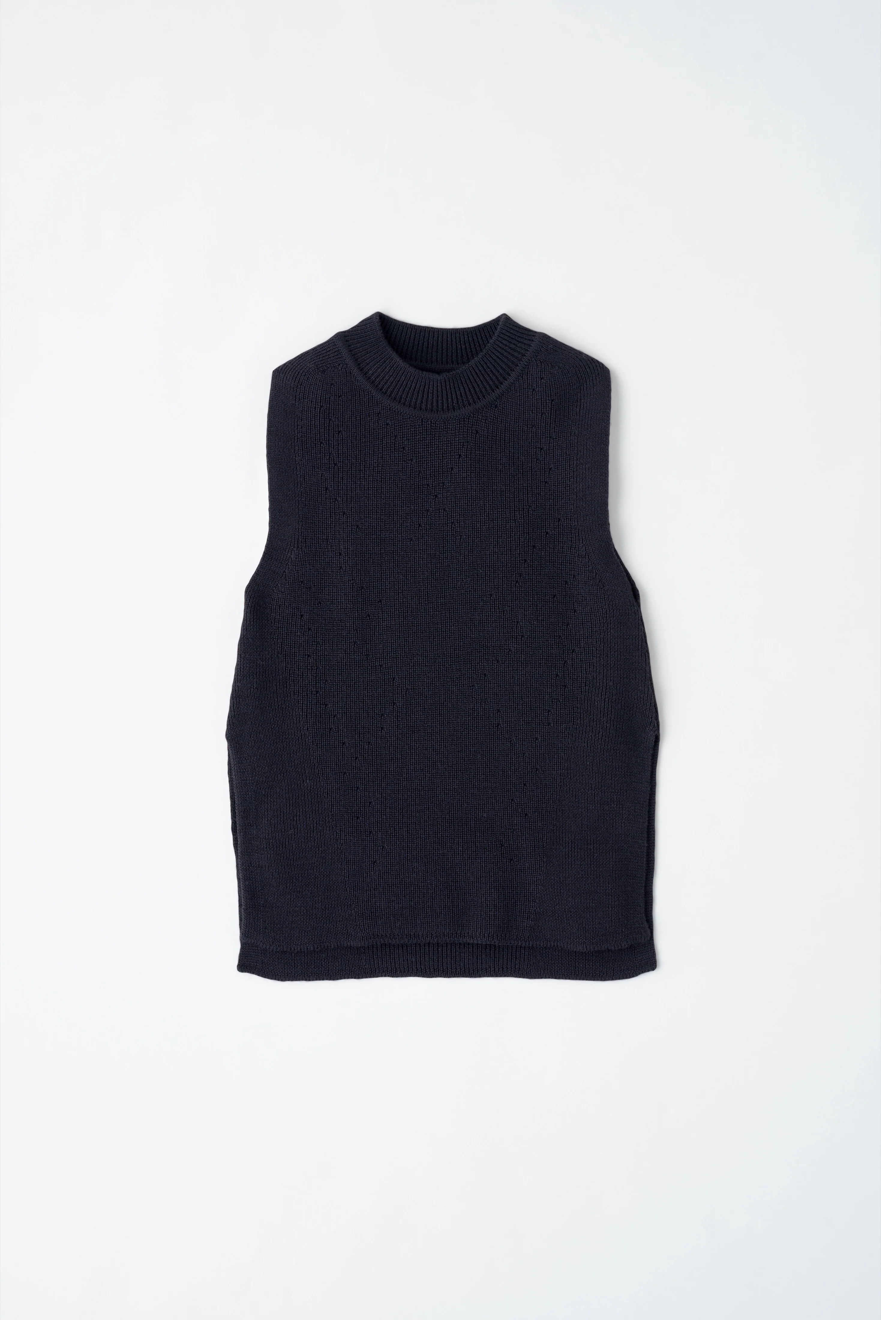 Women's Maadi Vest in Black - Image 7