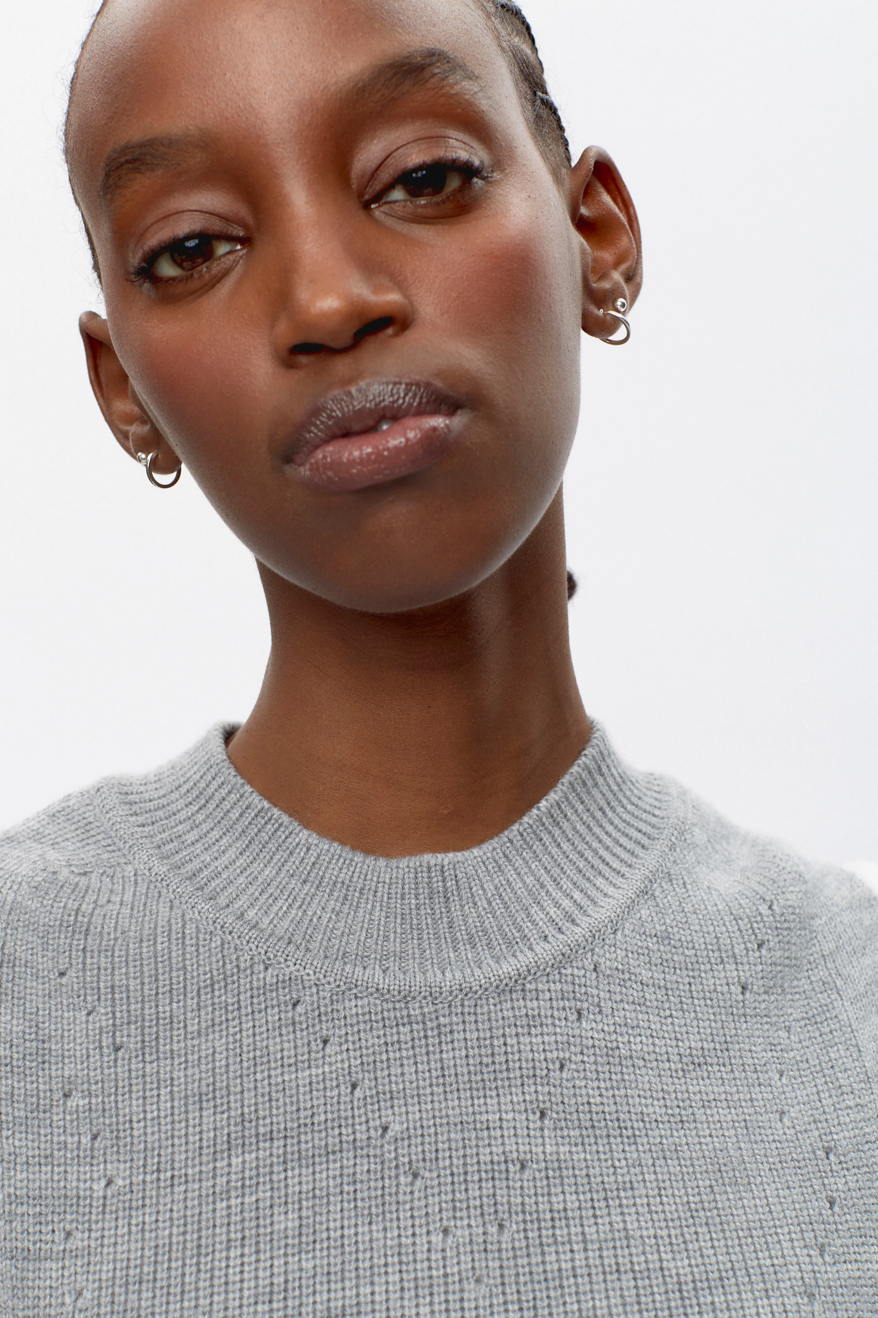Women's Maadi Vest in Heather Grey - Image 4