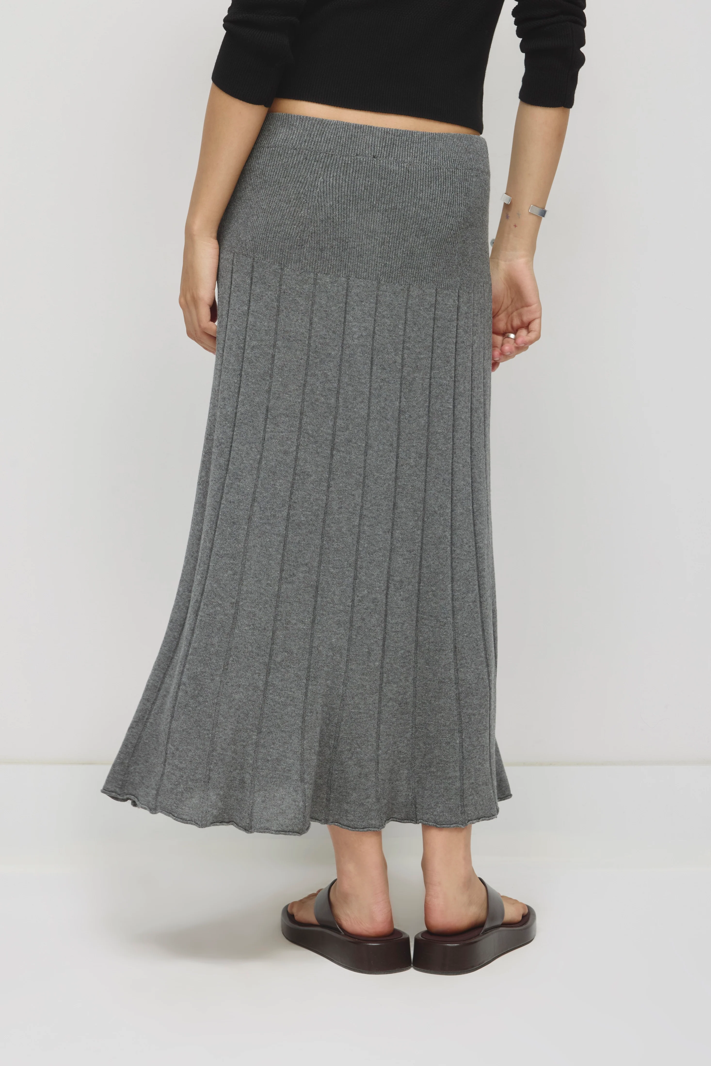 Women's Mesh Skirt in Charcoal - Image 4