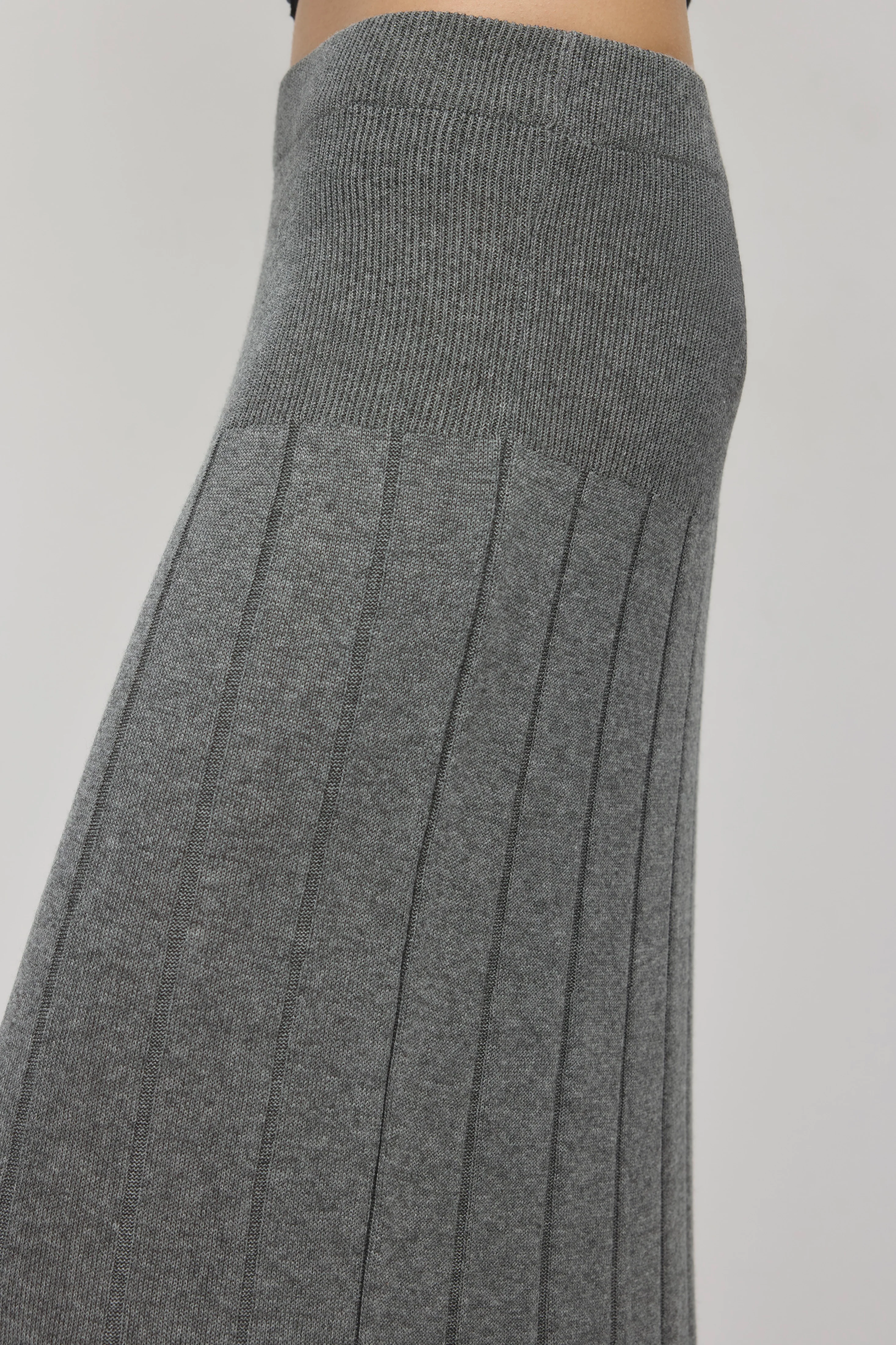 Women's Mesh Skirt in Charcoal - Image 5