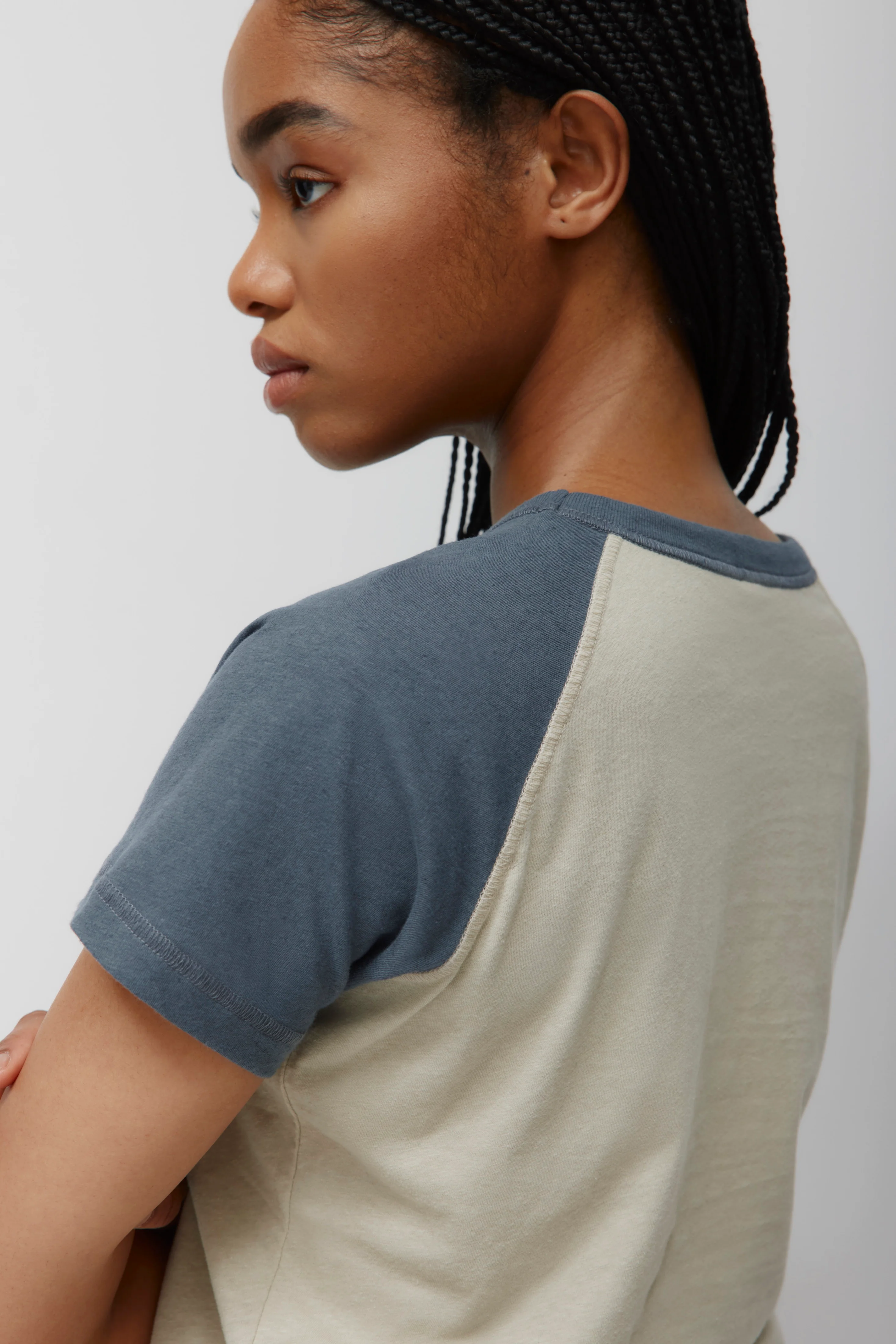 Women's Nassim Varsity Tee in Dune Grass/Dark Slate - Image 5