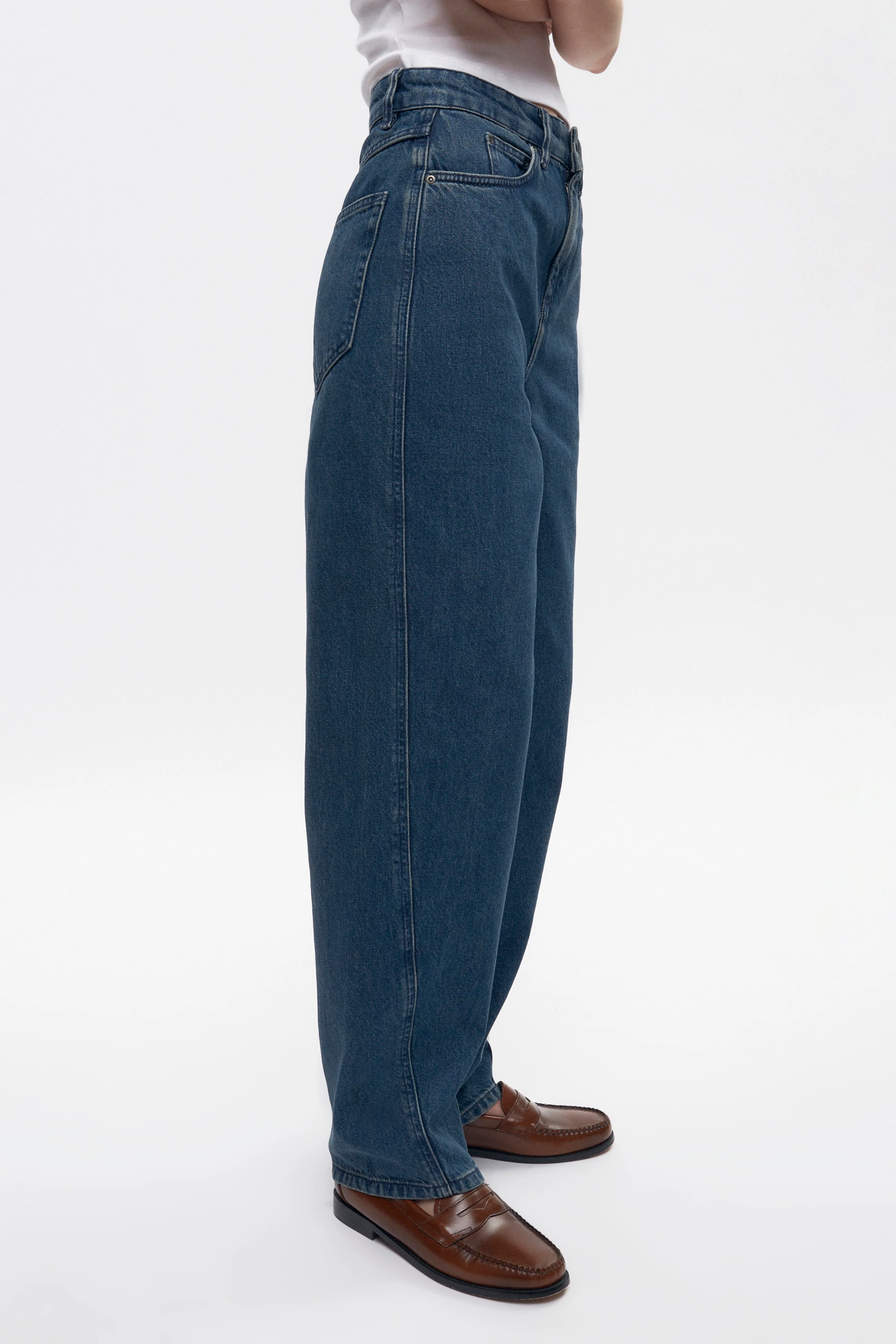 Women's Philae Denim in Medium Wash - Image 4