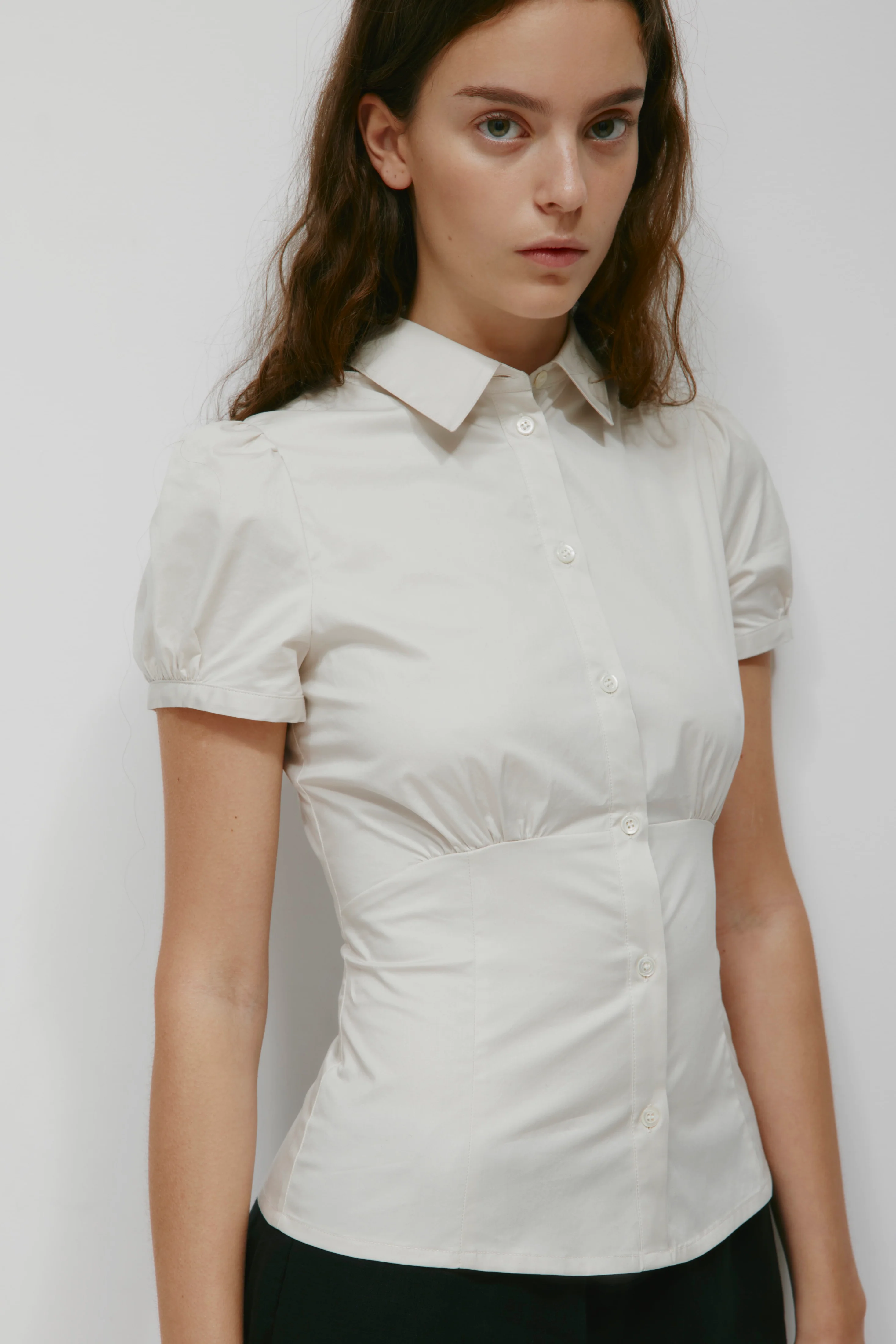 Women's Puff Sleeve Shirt in Fog - Image 4