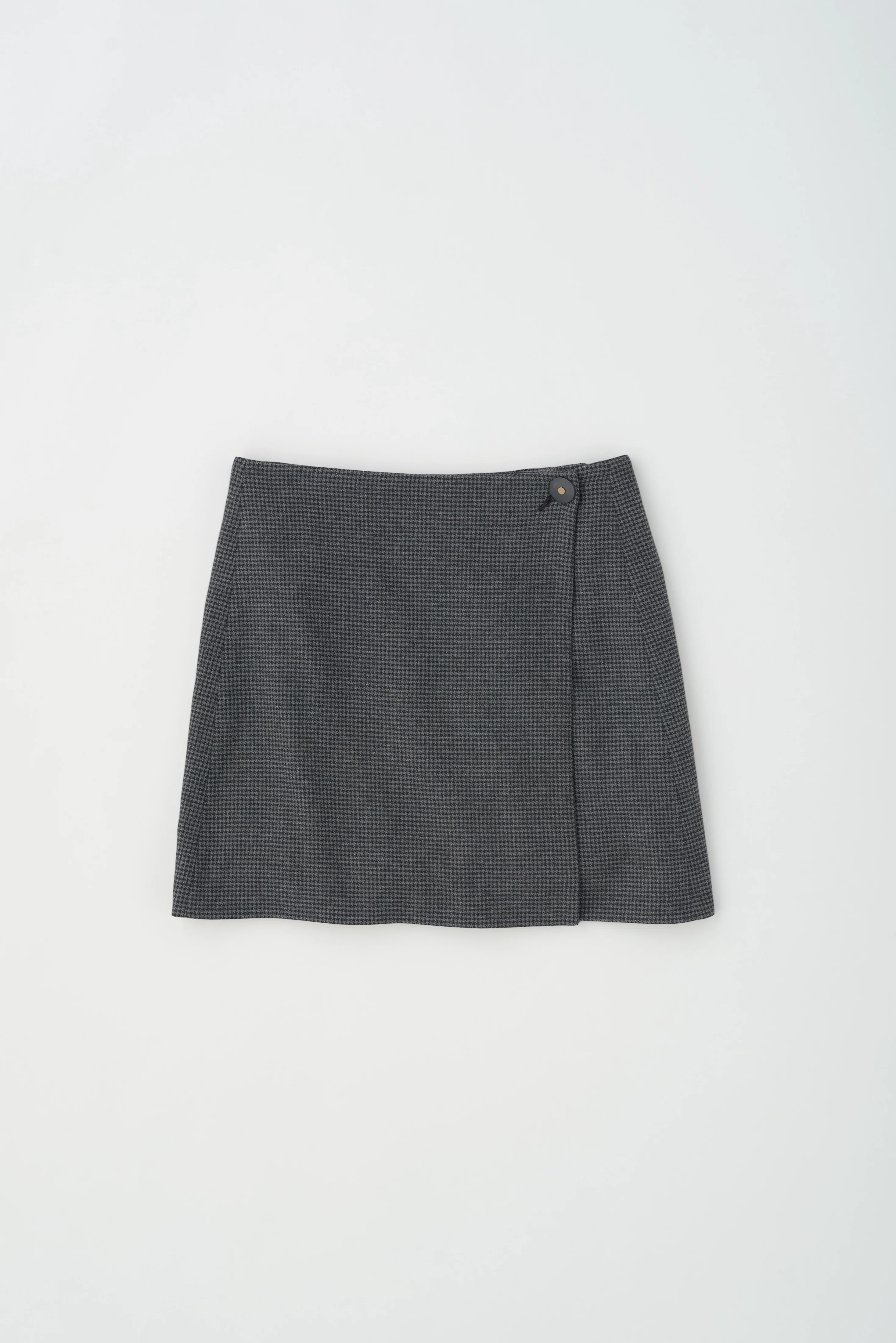 Women's Rosetta Wool Skirt in Black/Herringbone - Image 5