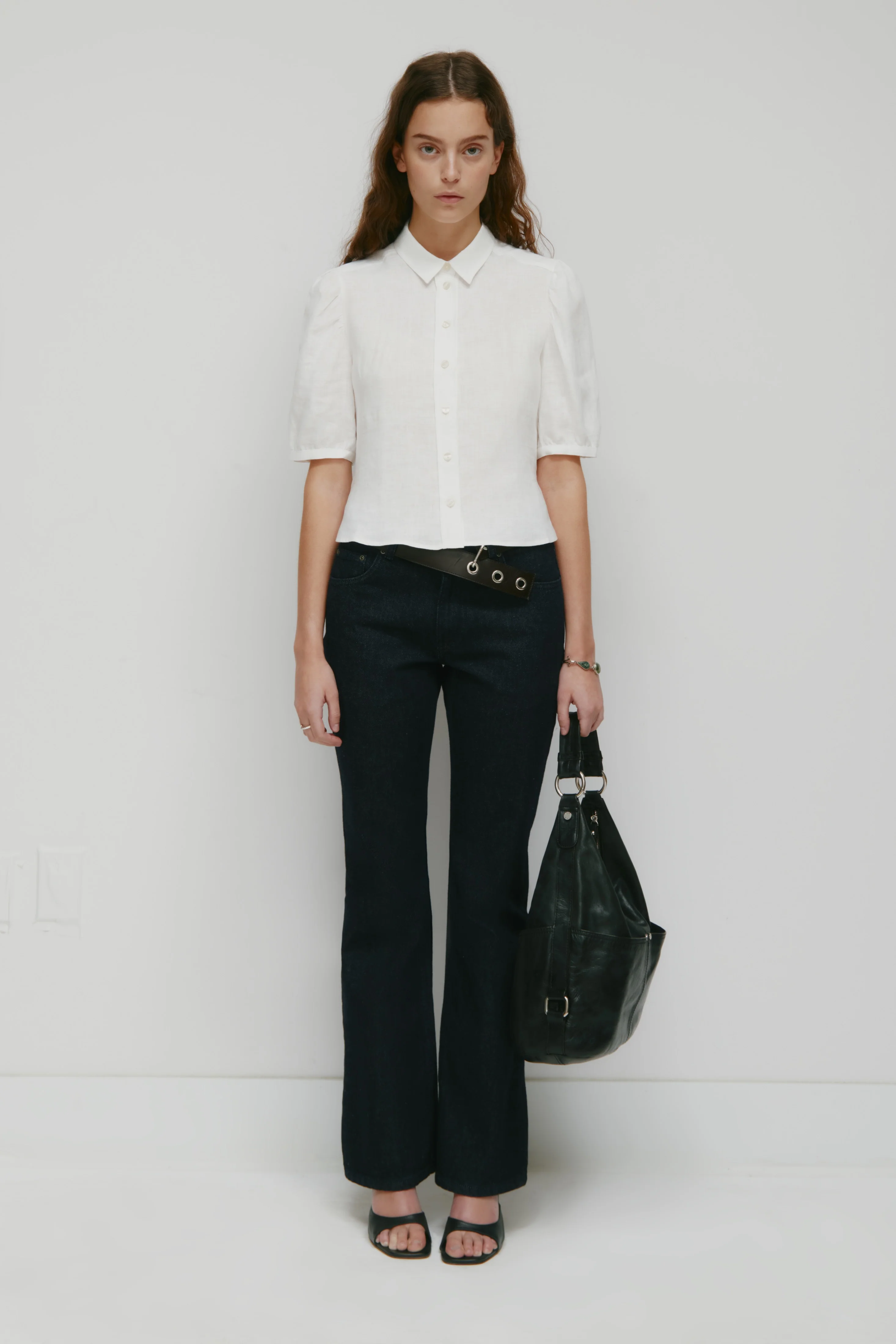 Women's Sila Linen Blouse in Marshmallow - Image 3
