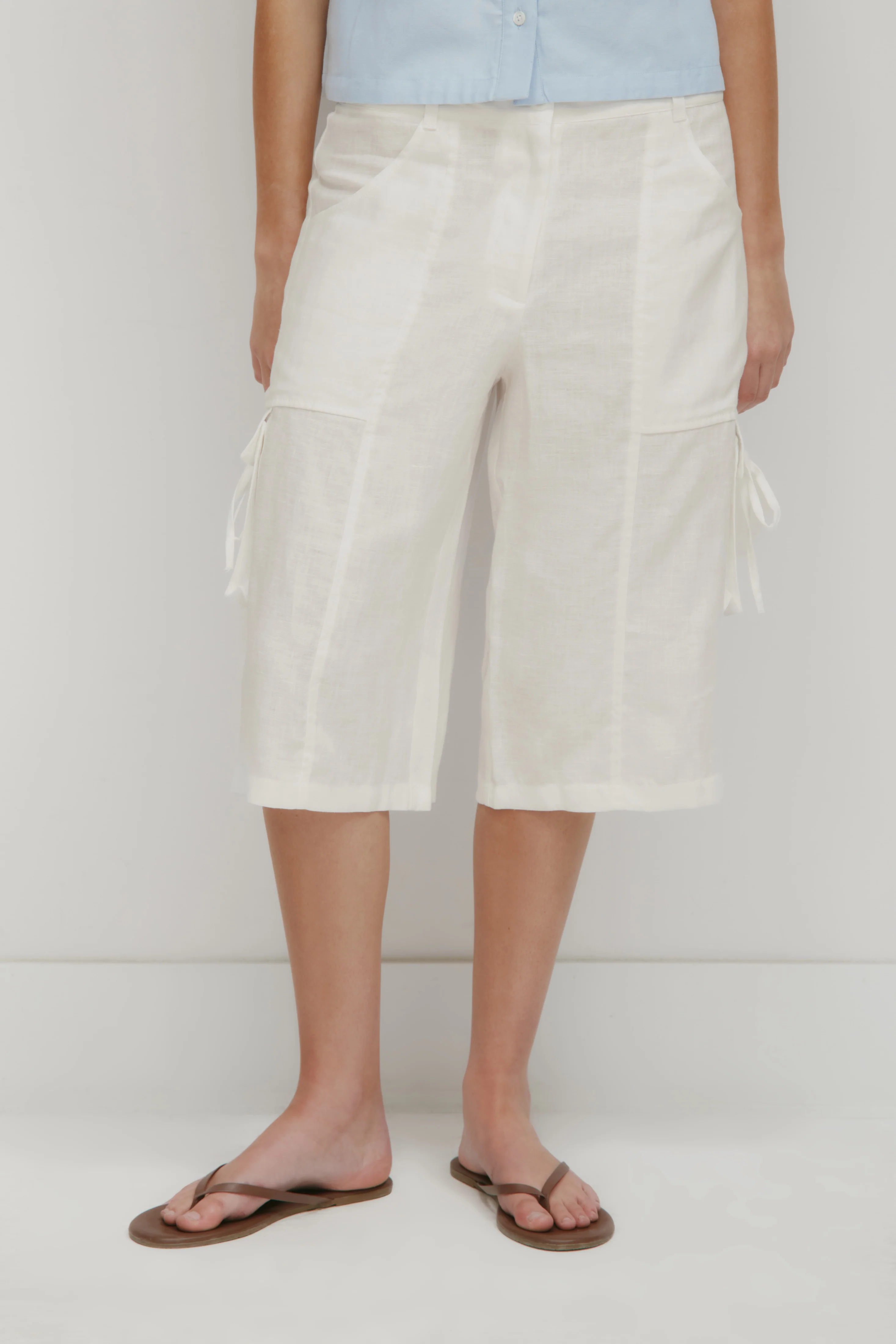 Women's Sila Linen Tie Short in Marshmallow - Image 3