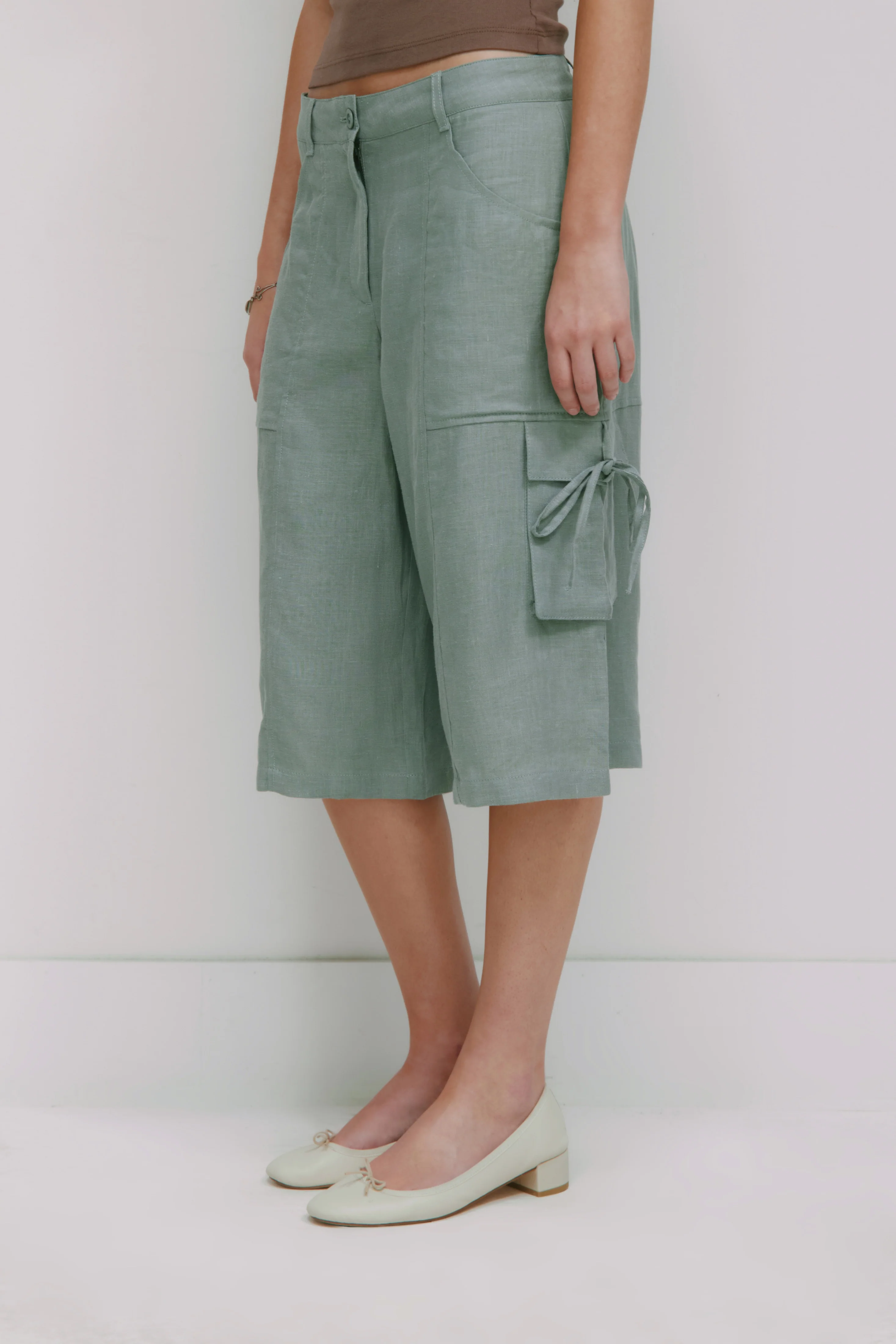 Women's Sila Linen Tie Short in Shadow - Image 3