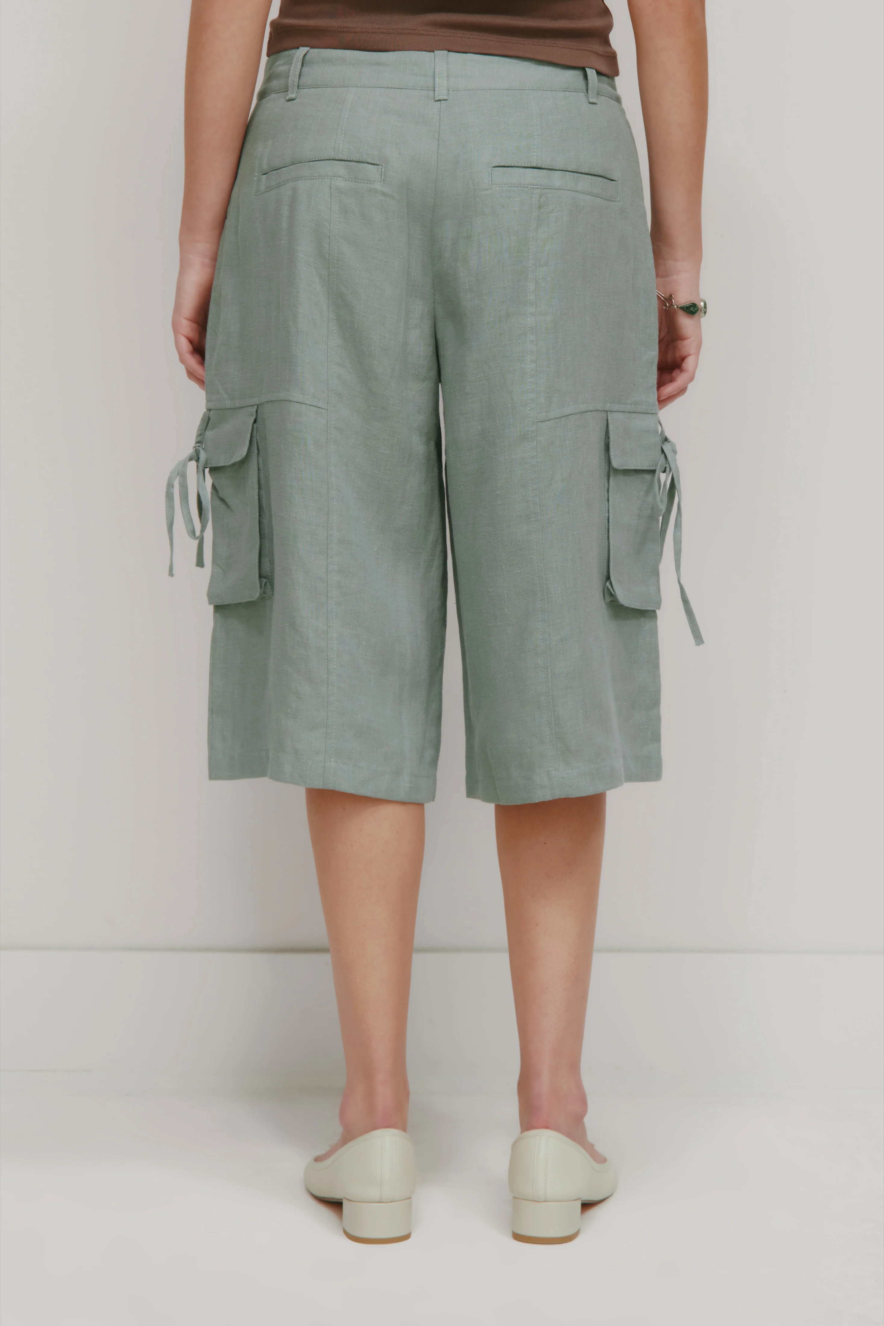 Women's Sila Linen Tie Short in Shadow - Image 4