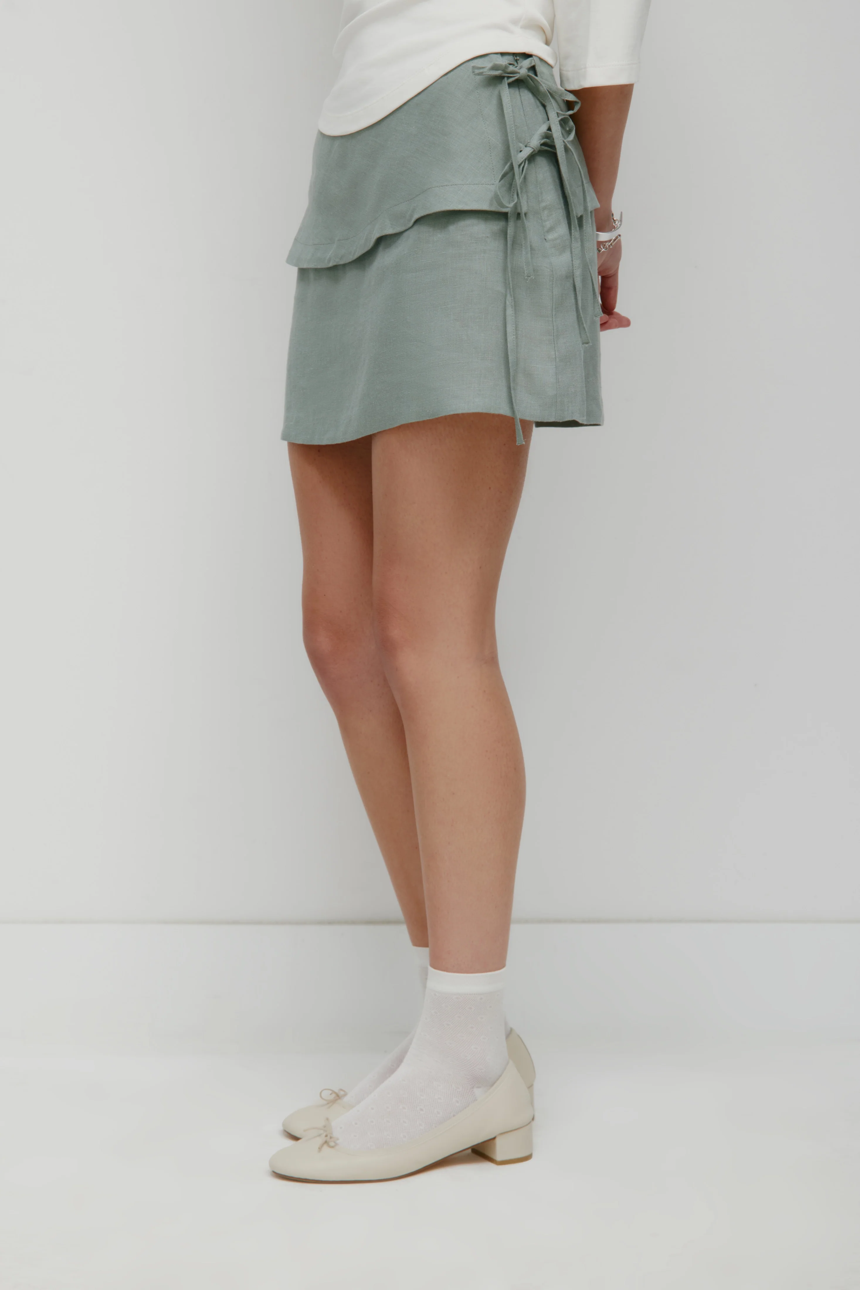 Women's Sila Linen Tie Skirt in Shadow - Image 4