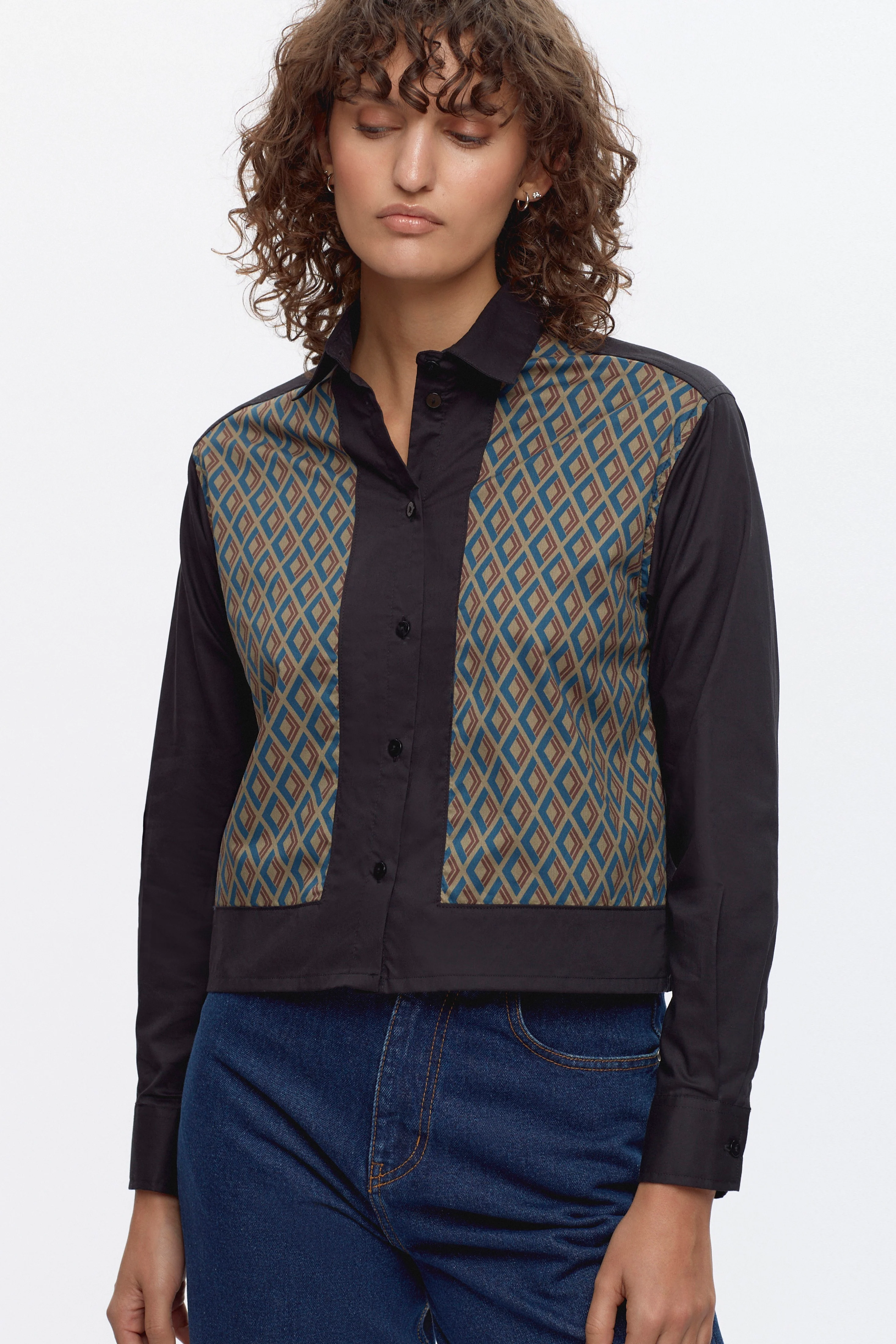 Women's Soad Shirt in AW24-215/Black - Image 2