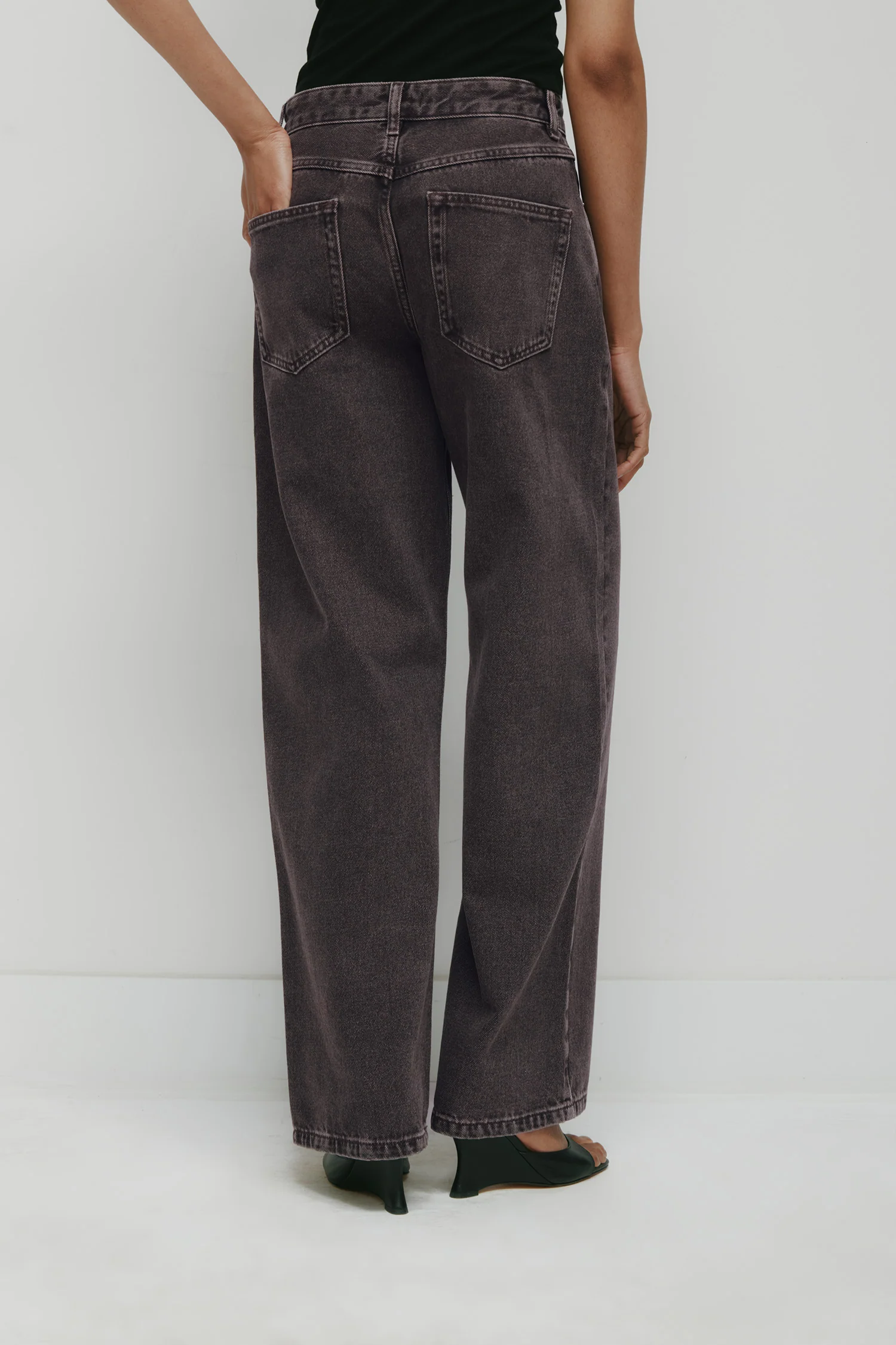 Women's Taba Denim in Brown Wash - Image 4