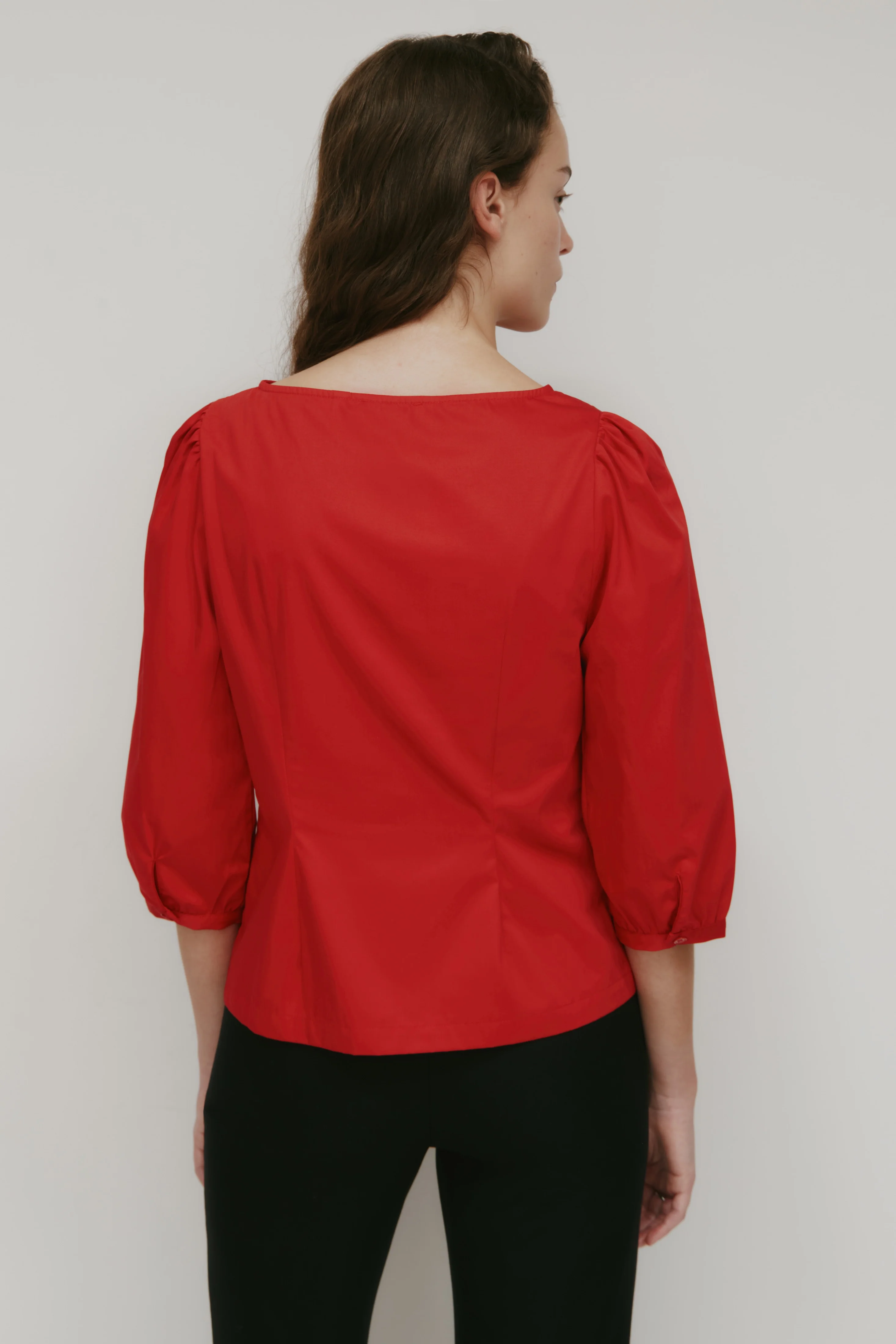 Women's Tara Poplin Blouse in Salsa - Image 4