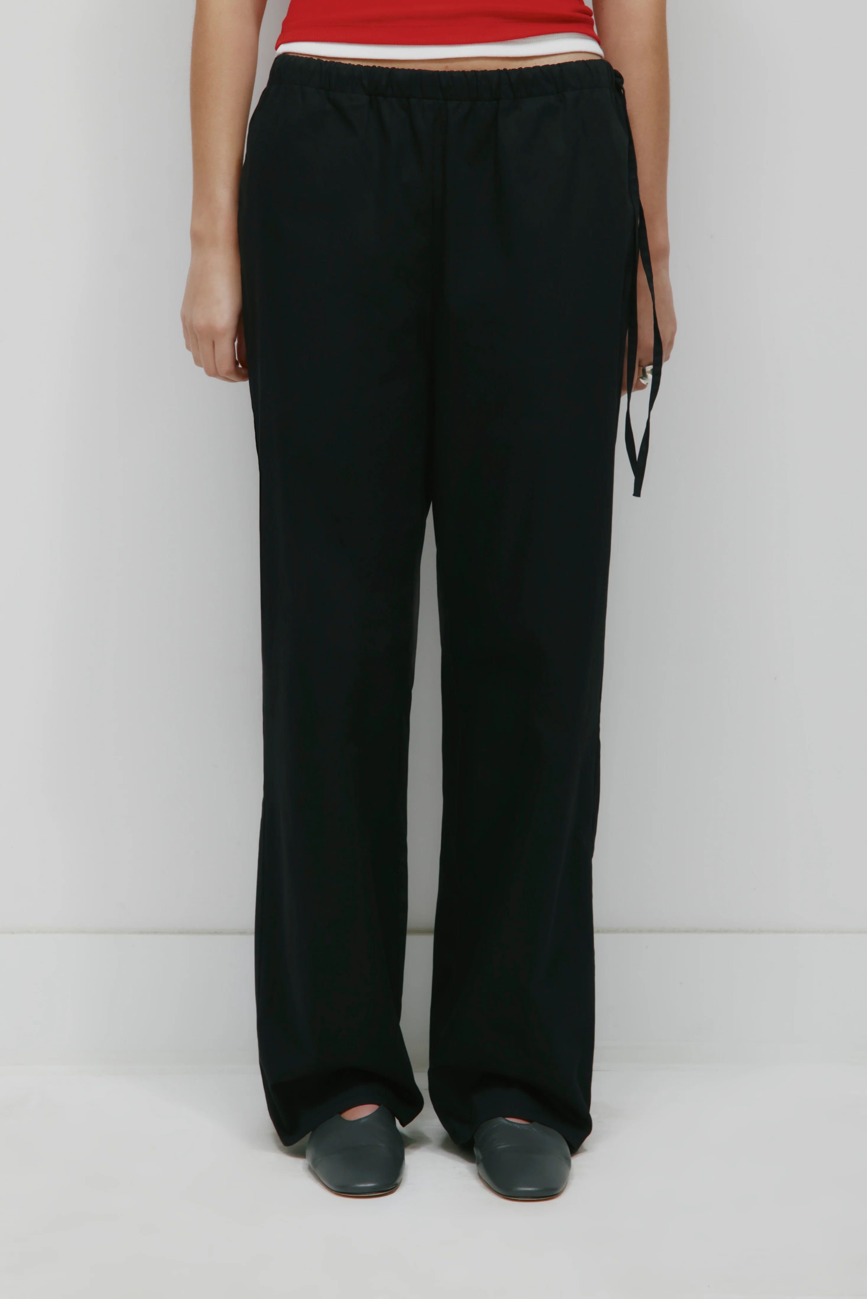 Women's Tara Poplin Pant in Black - Image 3