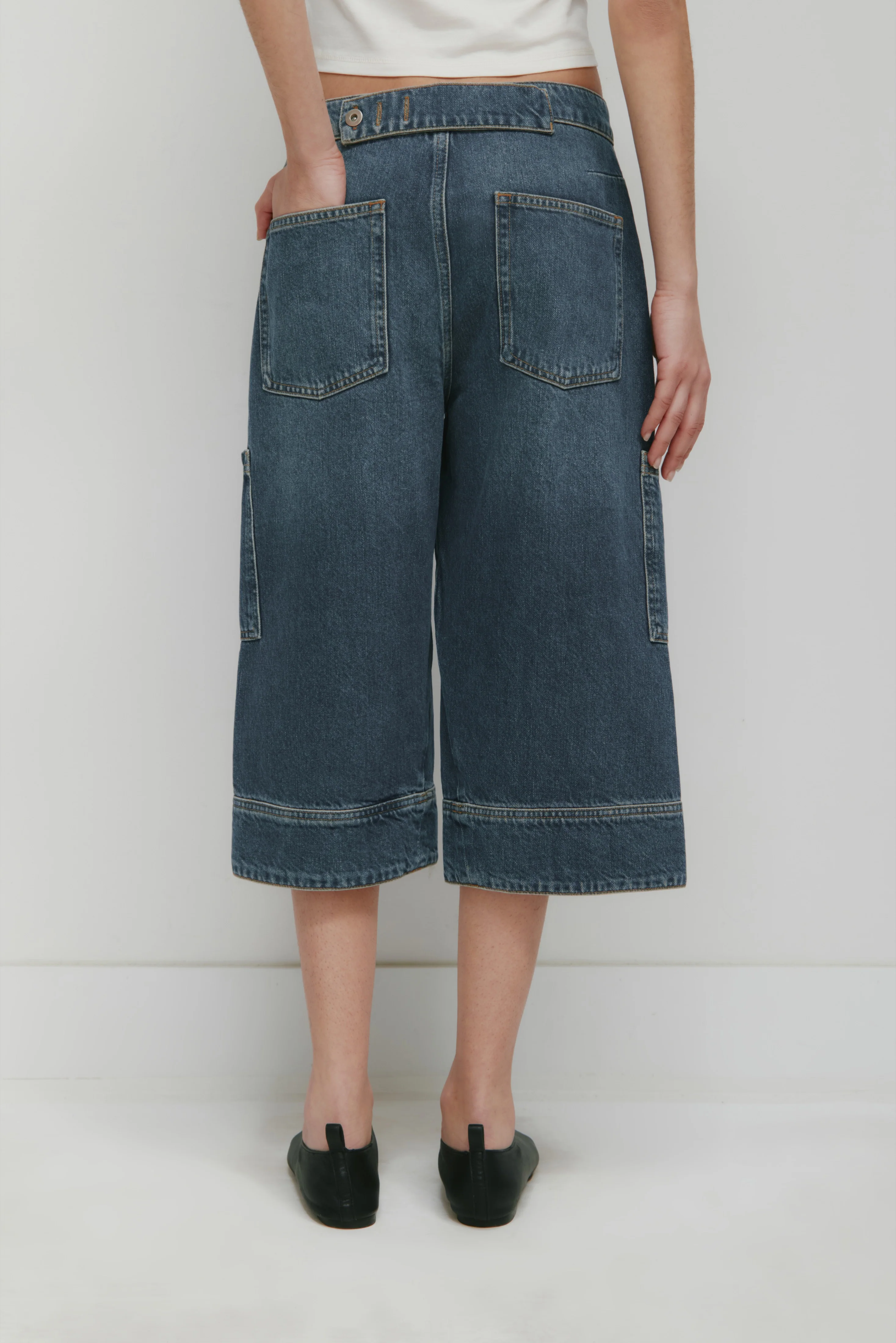 Women's Twisted Seam Long Denim Short in Vintage Wash - Image 5