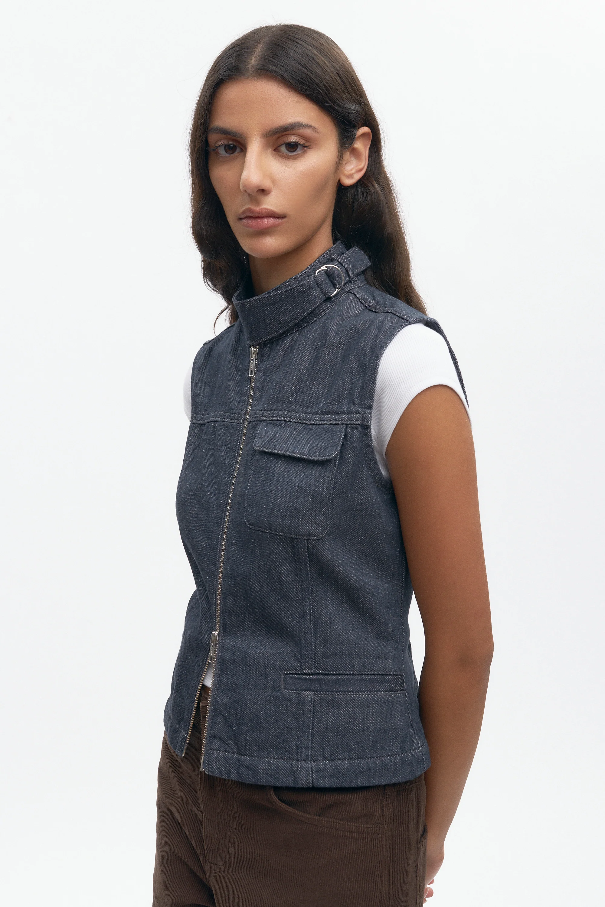 Women's Utility Vest in Grey - Image 3
