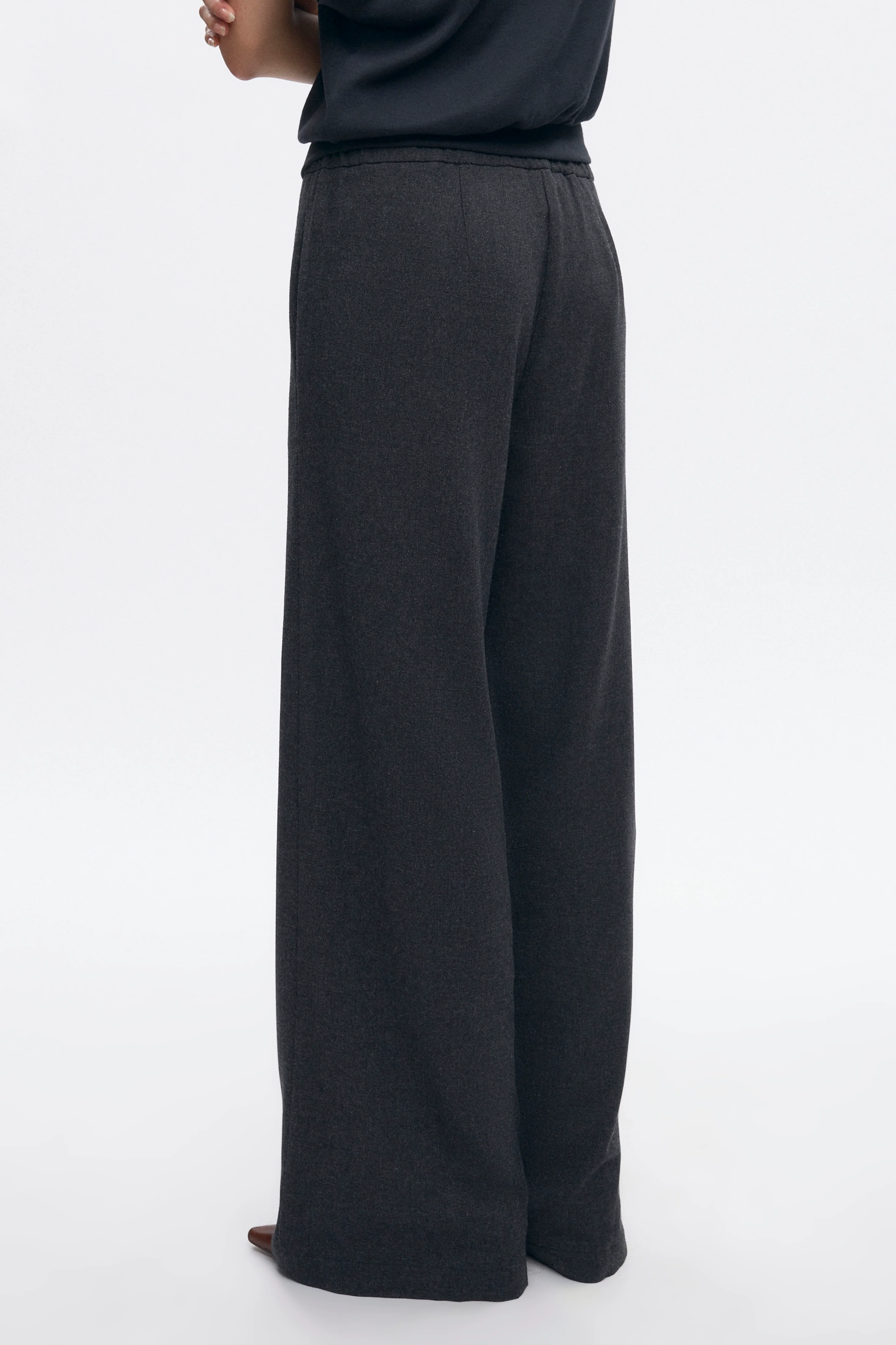 Women's Wool Pull on Pant in Charcoal - Image 4